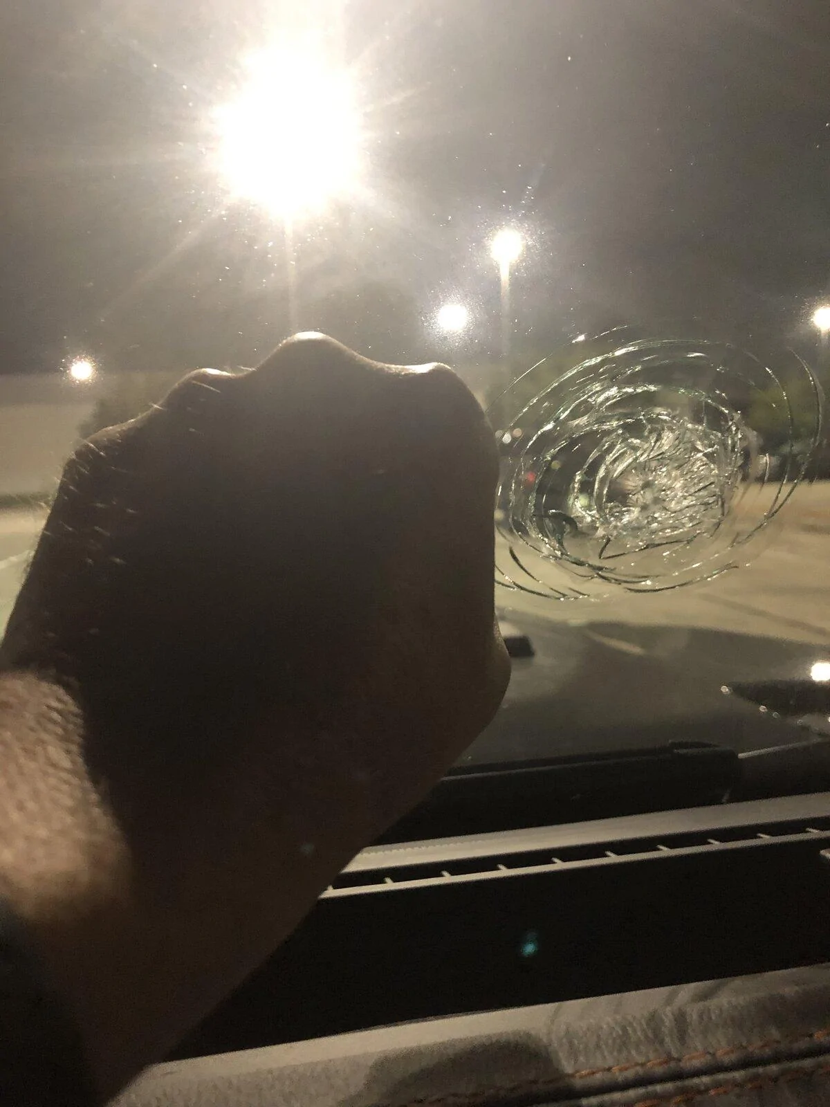 Jeep Gladiator another windshield bites the dust C8C171FF-0DAF-42FD-A85D-B12095C60B01