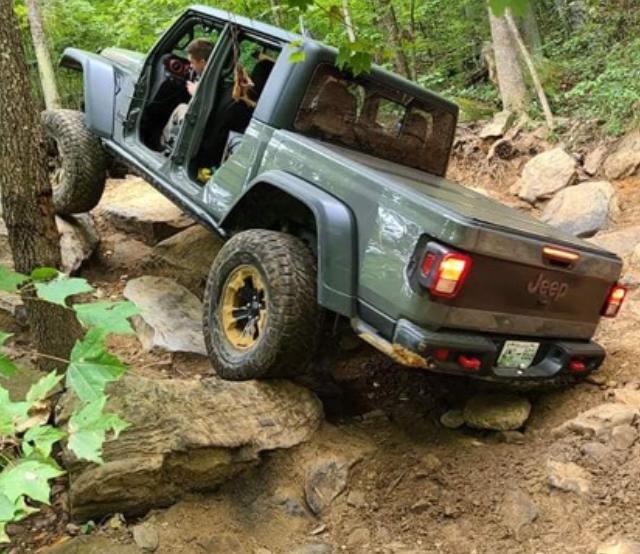 Jeep Gladiator Do you even wheel ? 932B129C-78BD-430C-9B8D-10DEE9FB3645