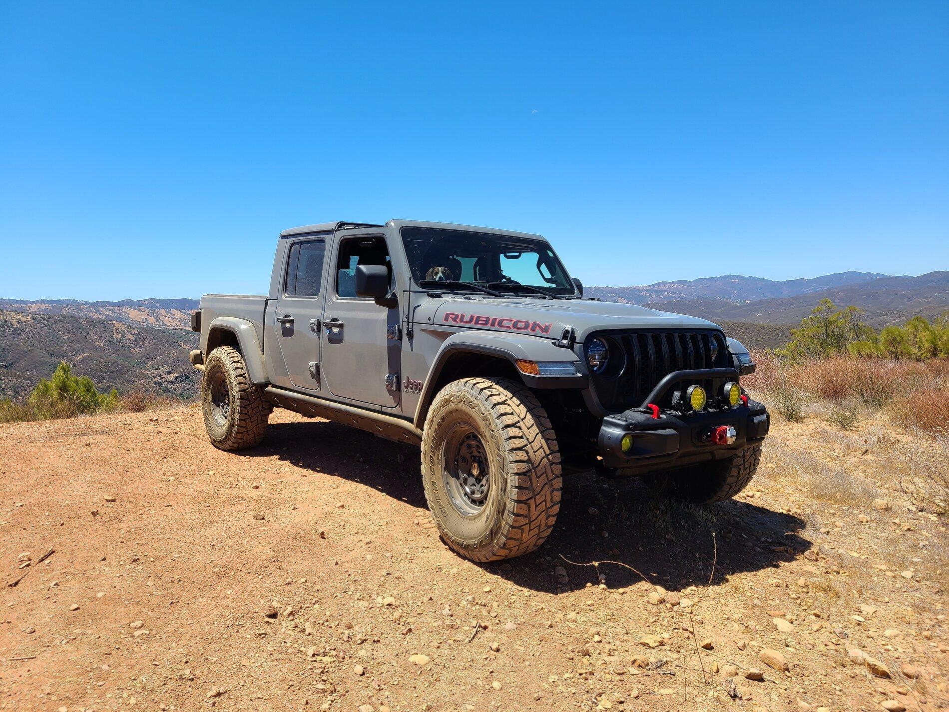 Jeep Gladiator Start suspension install today 20210801_132253