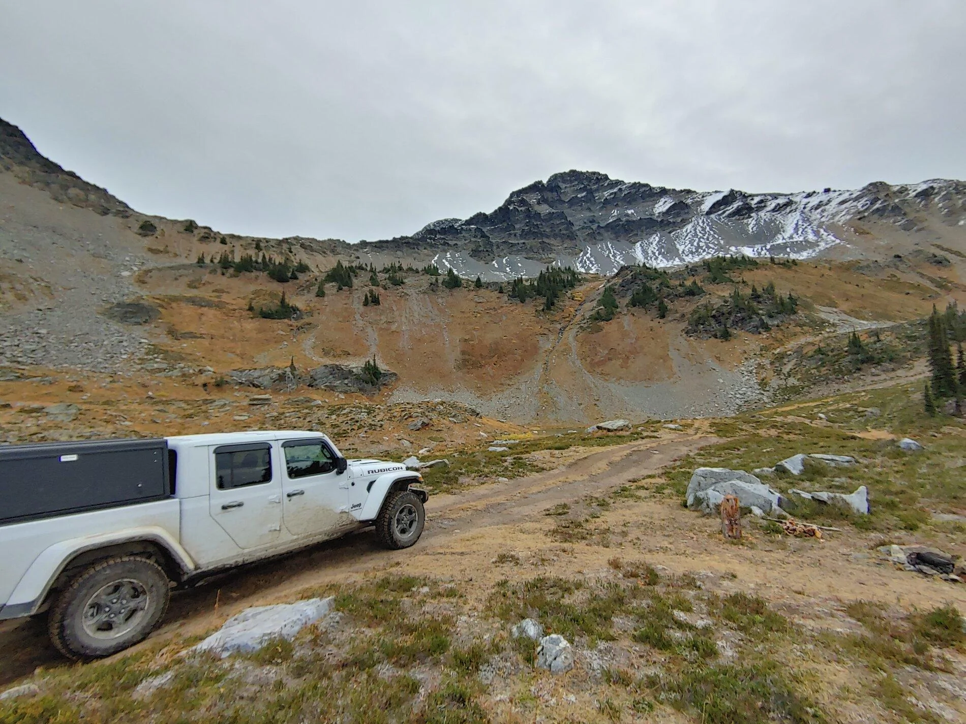 Jeep Gladiator O 20211002_081242_HDR