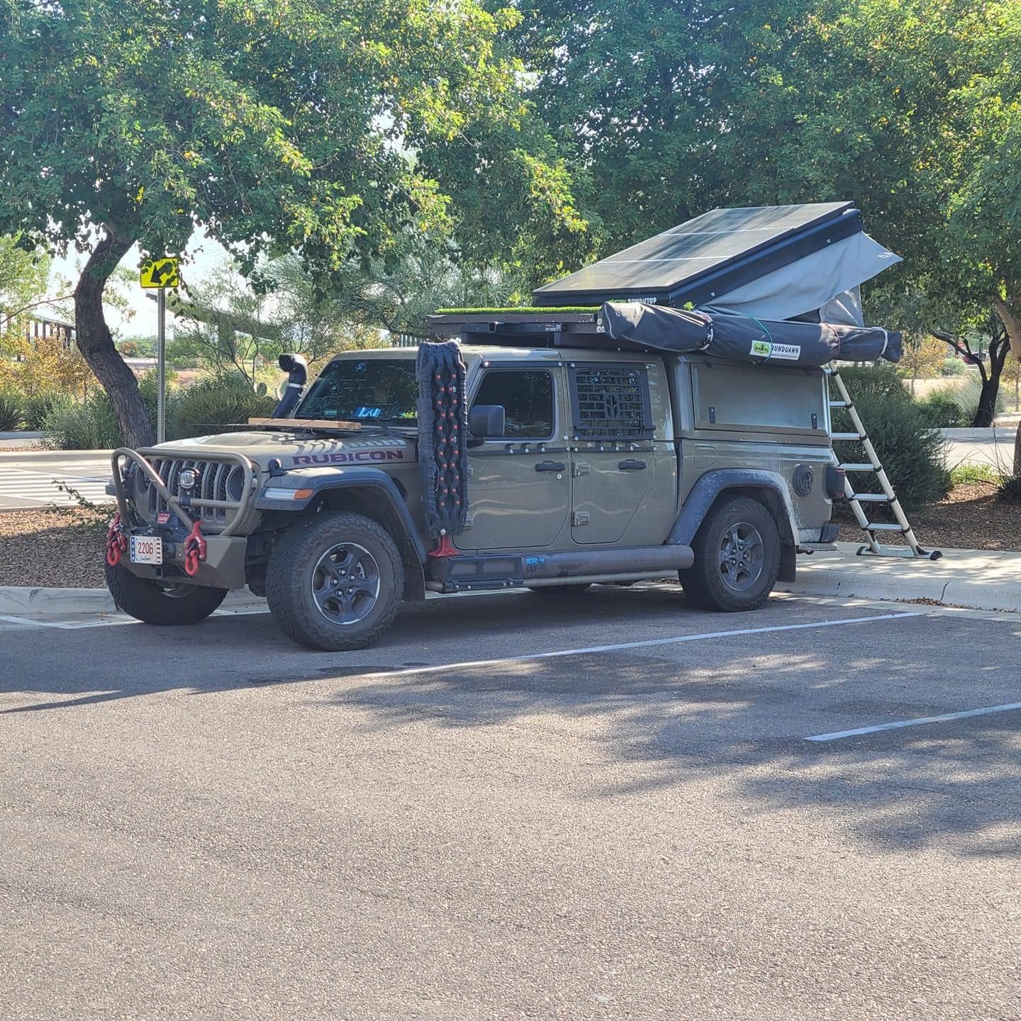 Jeep Gladiator The most overloaded JT I have come across 36A02CCD-FF59-4C6D-A0A4-DD66191BB26B