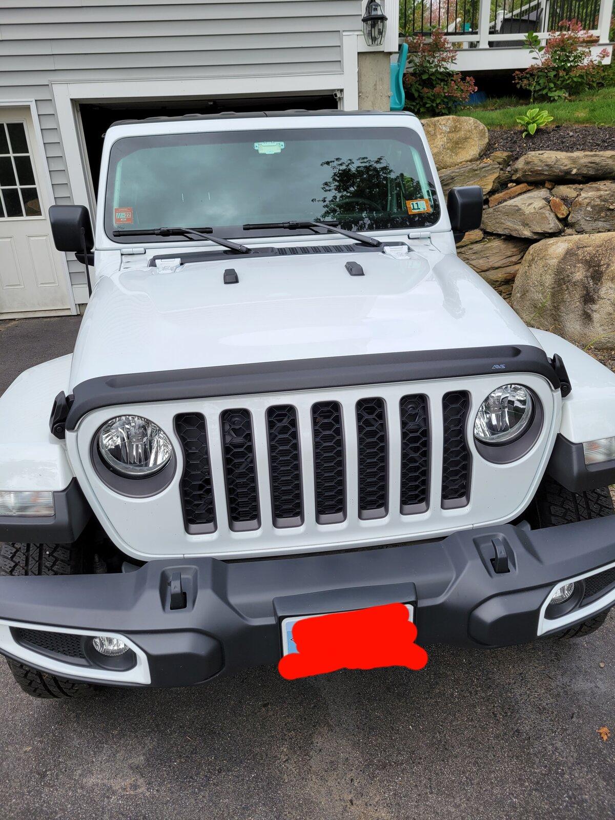Jeep Gladiator Bright White 80th Anniversary build 20210923_112841
