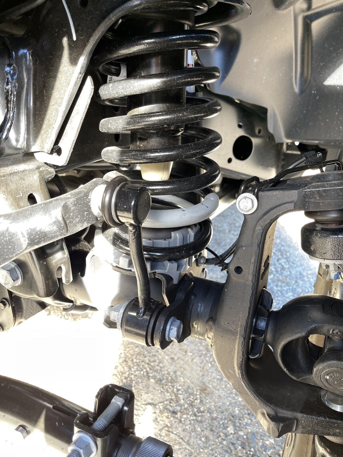 Jeep Gladiator Eco diesel Suspension bottoming out on normal roads IMG_2375