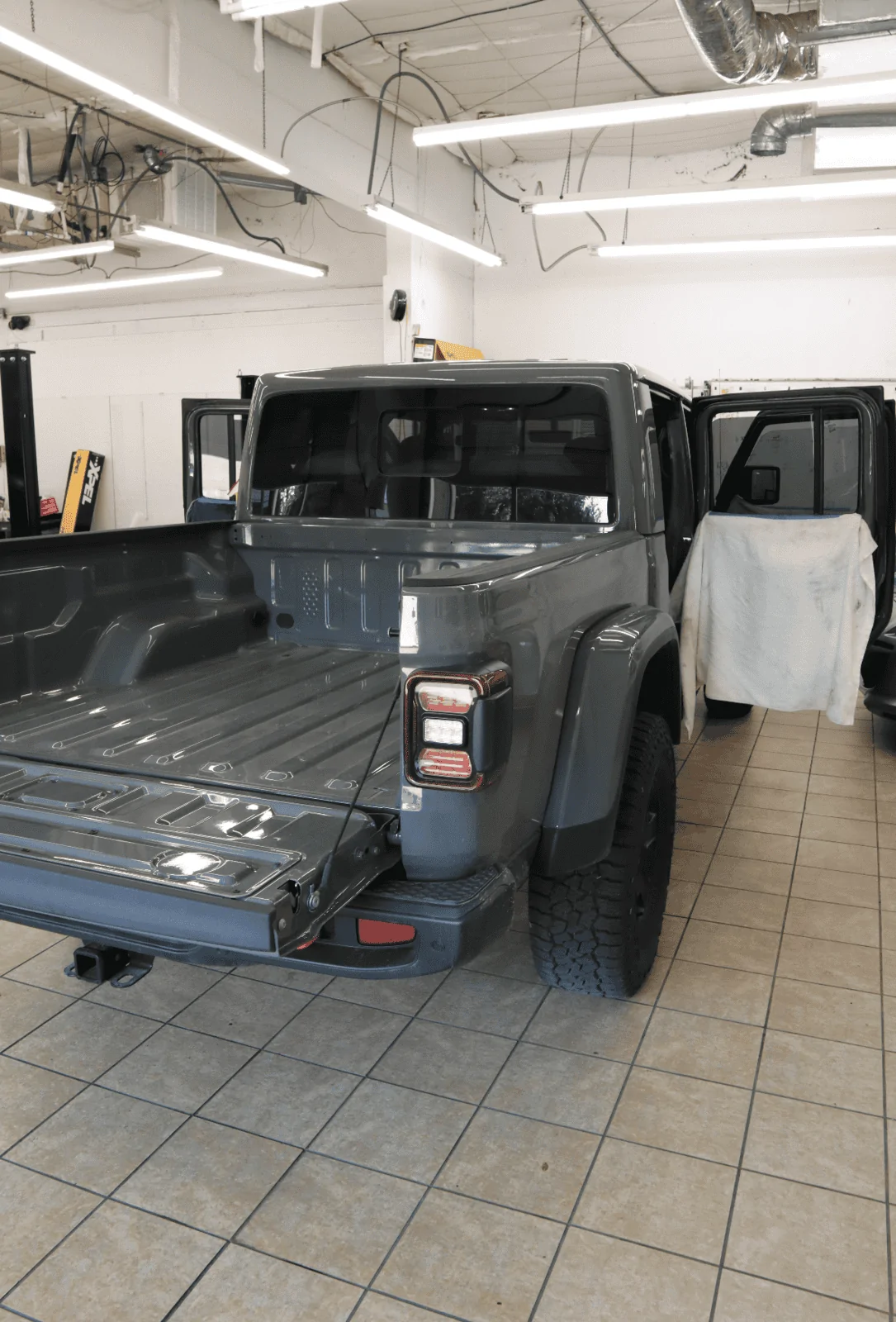 Jeep Gladiator (VolatileA) Big Sur - 2021 Sting Gray Mojave Build Screen Shot 2021-10-05 at 5.56.45 PM