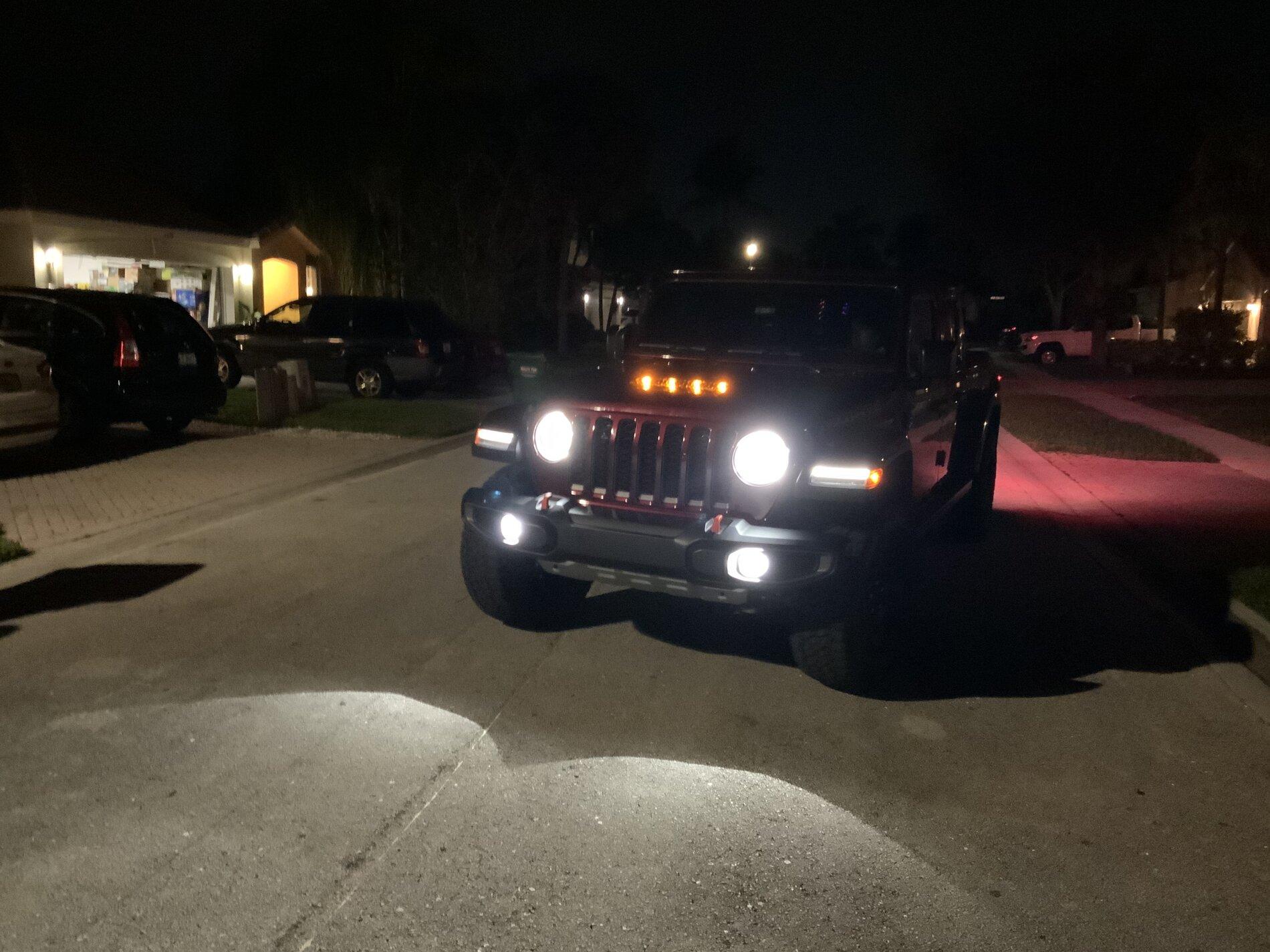 Jeep Gladiator Mojave DIY Prerunner Lights 4DE6D6C2-1020-4014-9C99-D938A86062EA