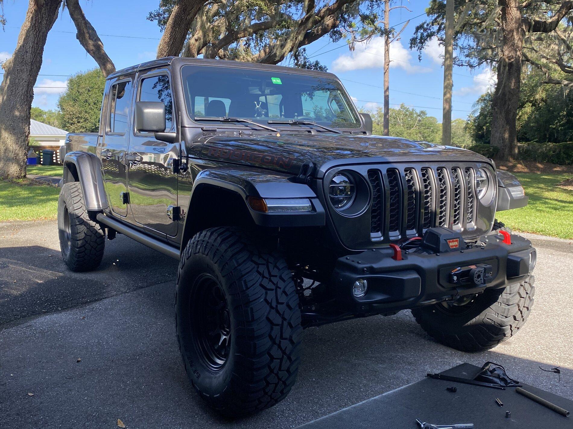 Jeep Gladiator GRANITE CRYSTAL JT Gladiator Club 7C9DB17E-14D2-4579-9350-CD8591F107D6