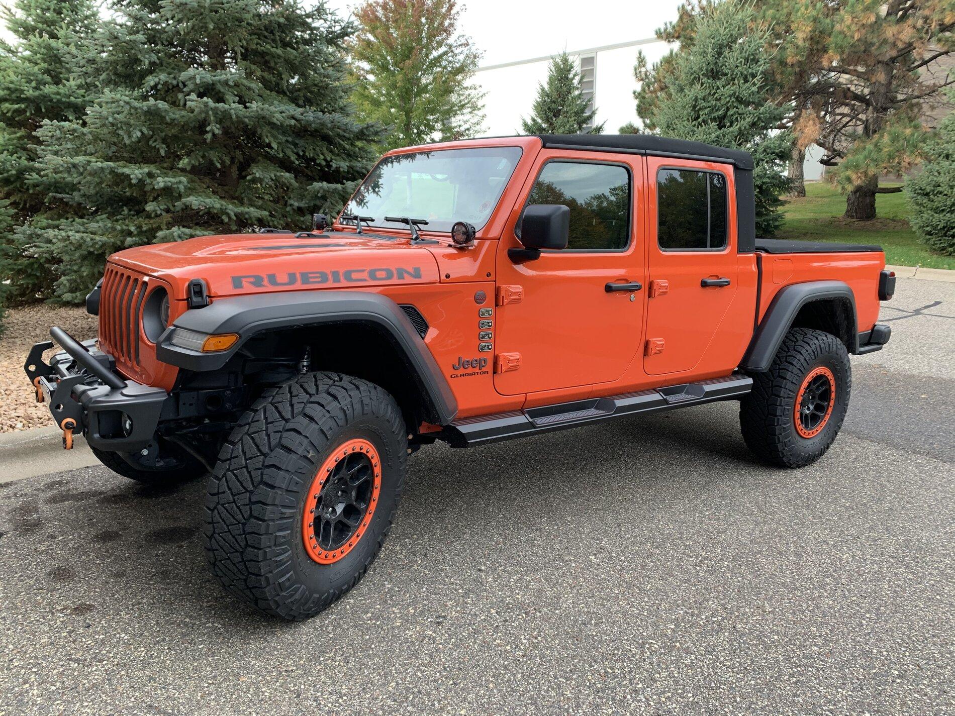 Jeep Gladiator LOD Armor lite Sliders 6DD57F39-708B-4C04-81F8-256065B49738
