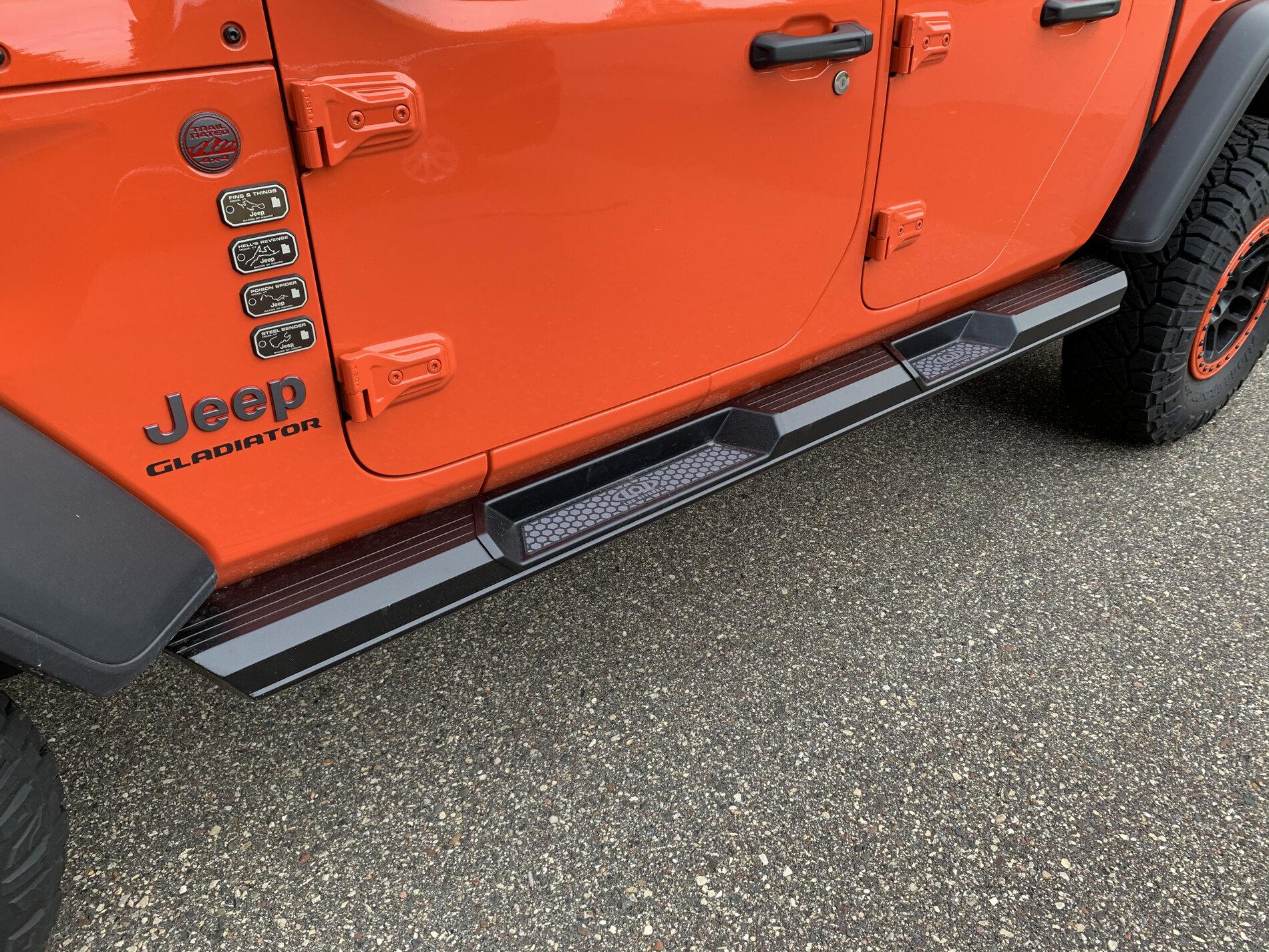 Jeep Gladiator LOD Armor lite Sliders D7B495BD-770D-41BA-A063-219848CB2108