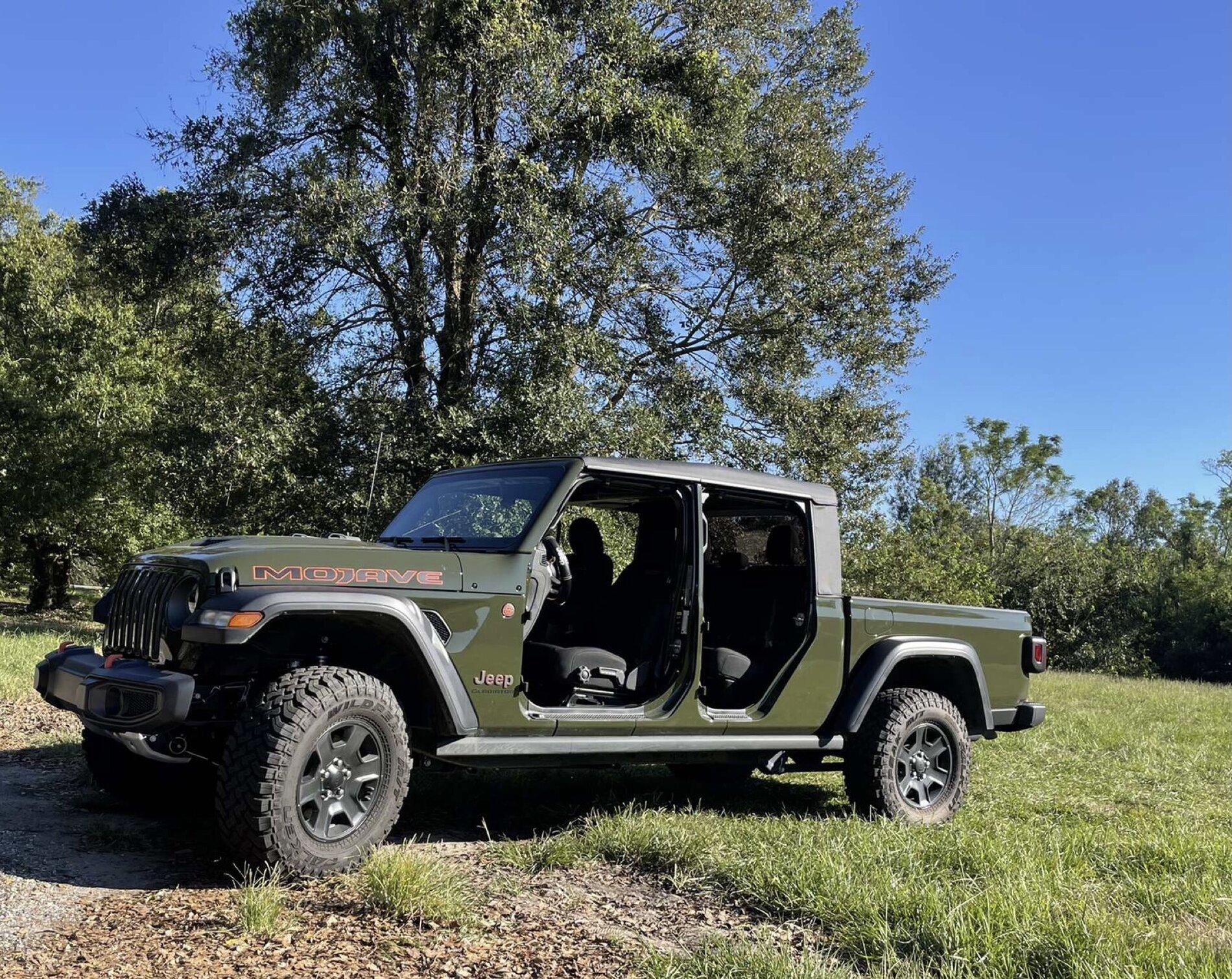 Jeep Gladiator SARGE GREEN Gladiator club E61471DC-C6B7-4557-925B-0133F25C6DAB