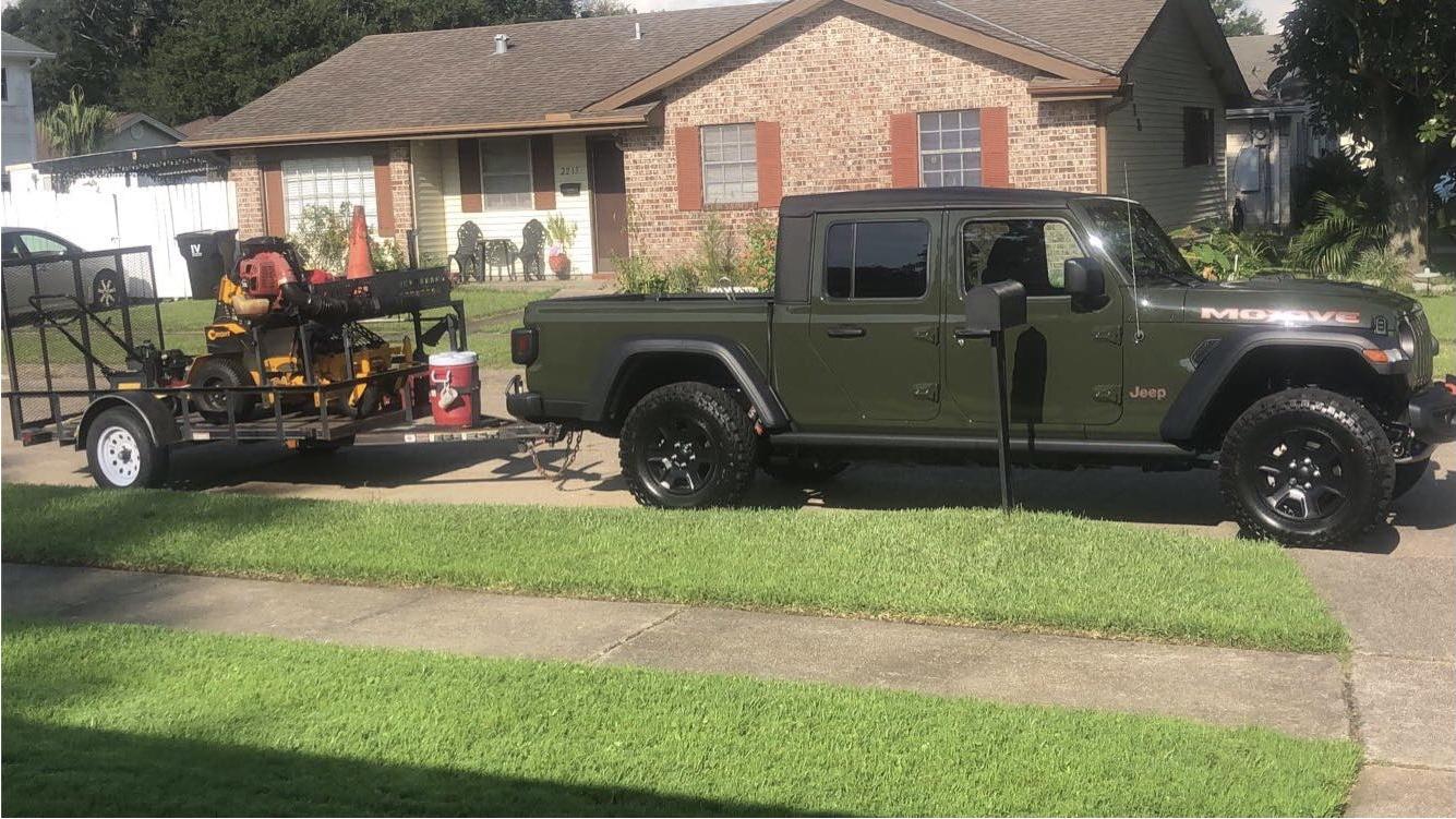 Jeep Gladiator SARGE GREEN Gladiator club B24A1D7D-6D9F-4B19-A75B-8CA6D968A7D2
