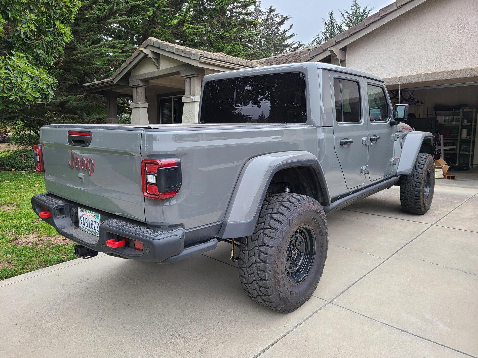 Jeep Gladiator Start suspension install today 20211006_082032