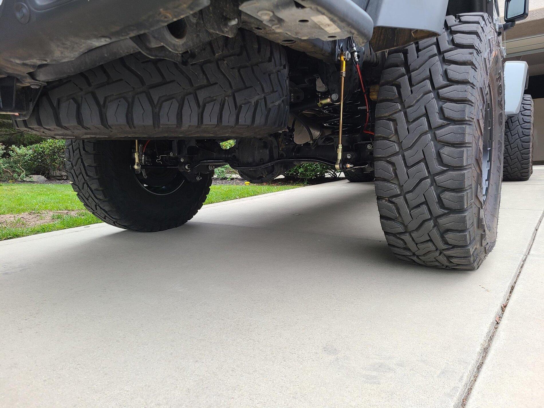 Jeep Gladiator Start suspension install today 20211006_082039