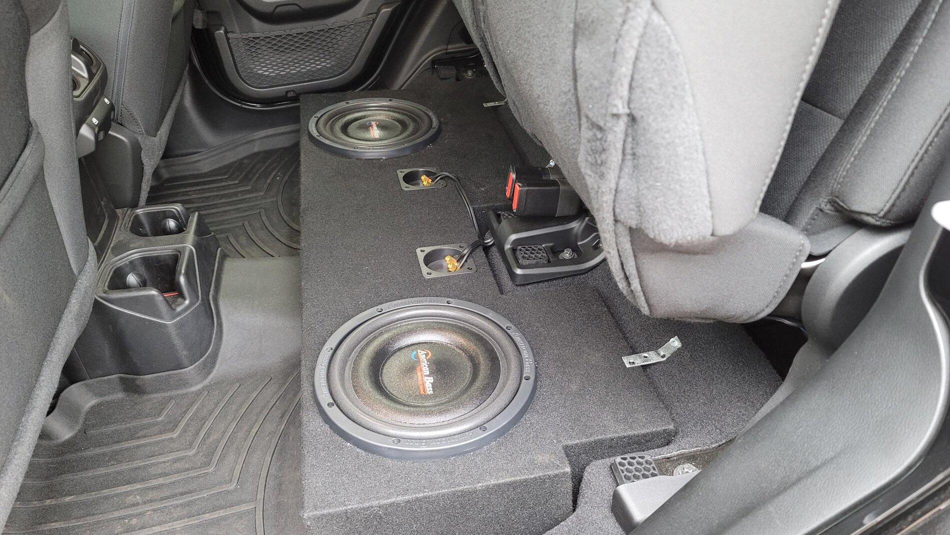 Jeep Gladiator Premium subwoofer upgrade. 20211006_164349