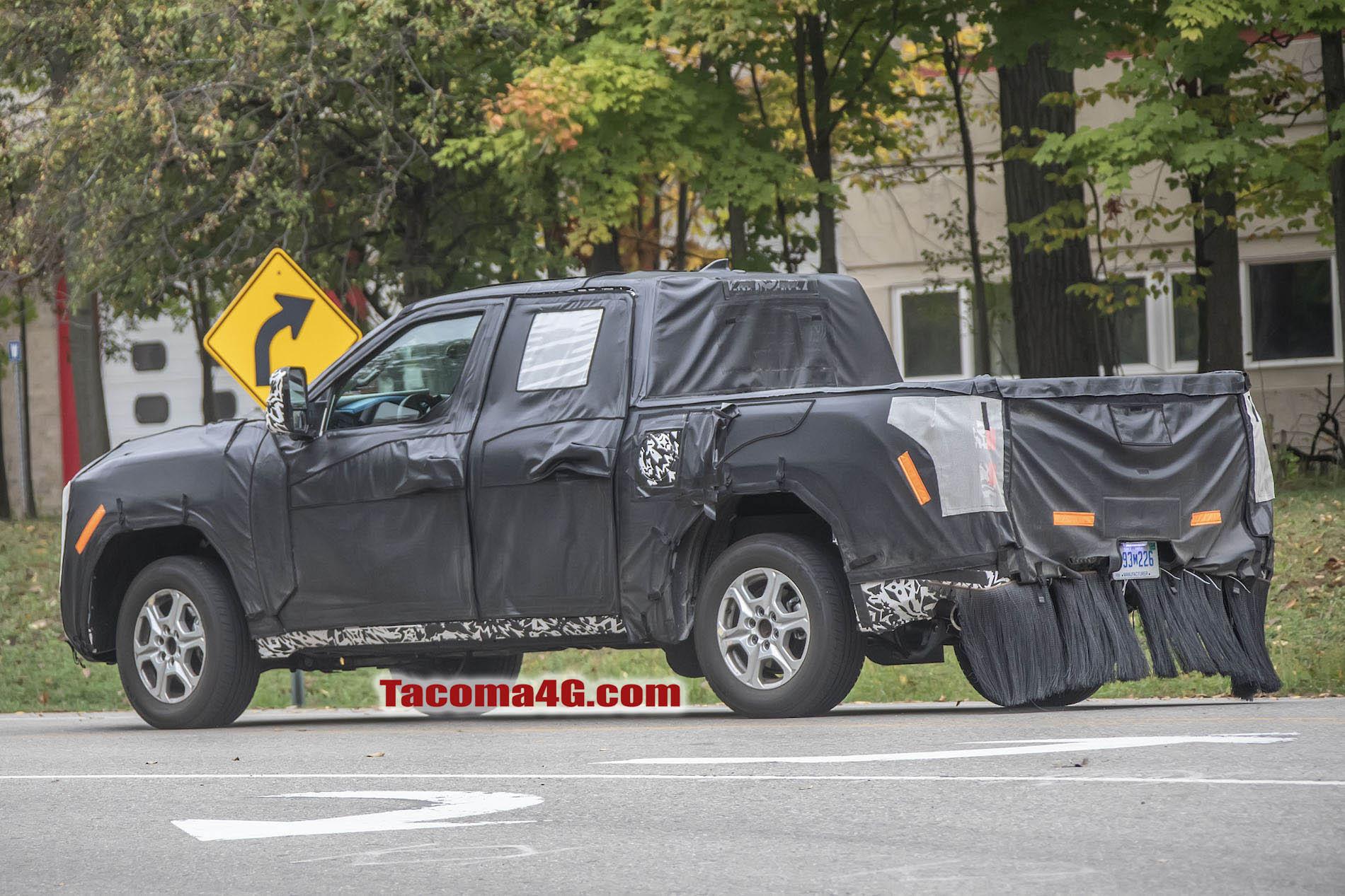 Jeep Gladiator 2024 Tacoma (4th gen) prototype breaks cover ? 2023 Toyota Tacoma Prototype Tacoma4G.com 10