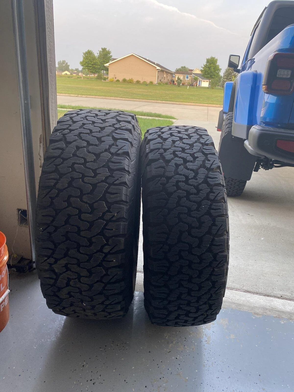 Jeep Gladiator Bought used Gladiator last night....2nd used Jeep product with 35 inch ridge grapplers 5EDDE5ED-BBA0-4243-A720-822D70584DF2