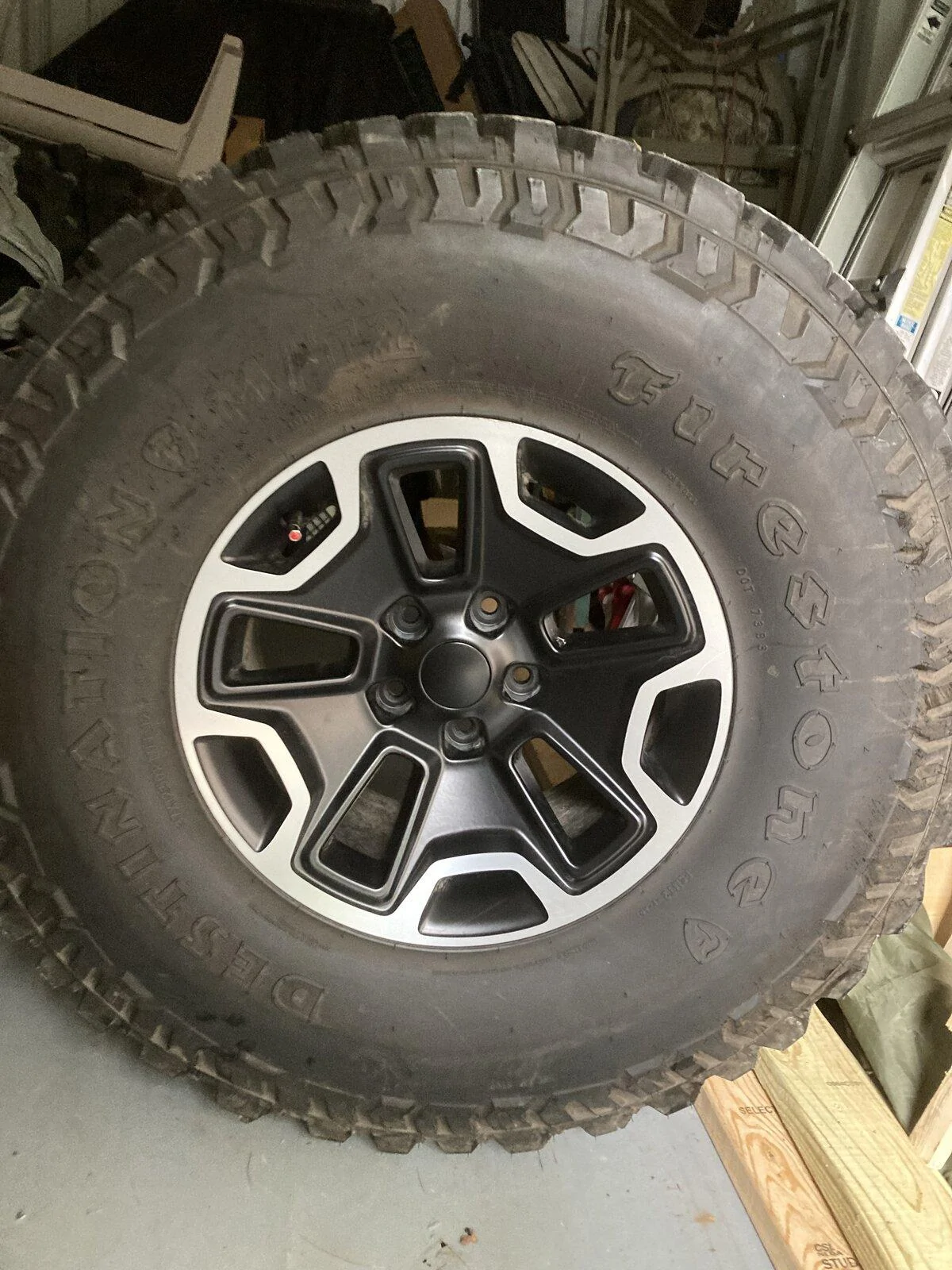 Jeep Gladiator (5) LT37x12.5R17 Destination MT Tires and Wheels F8CDED47-11CF-48A5-9E78-3D9810473B8D
