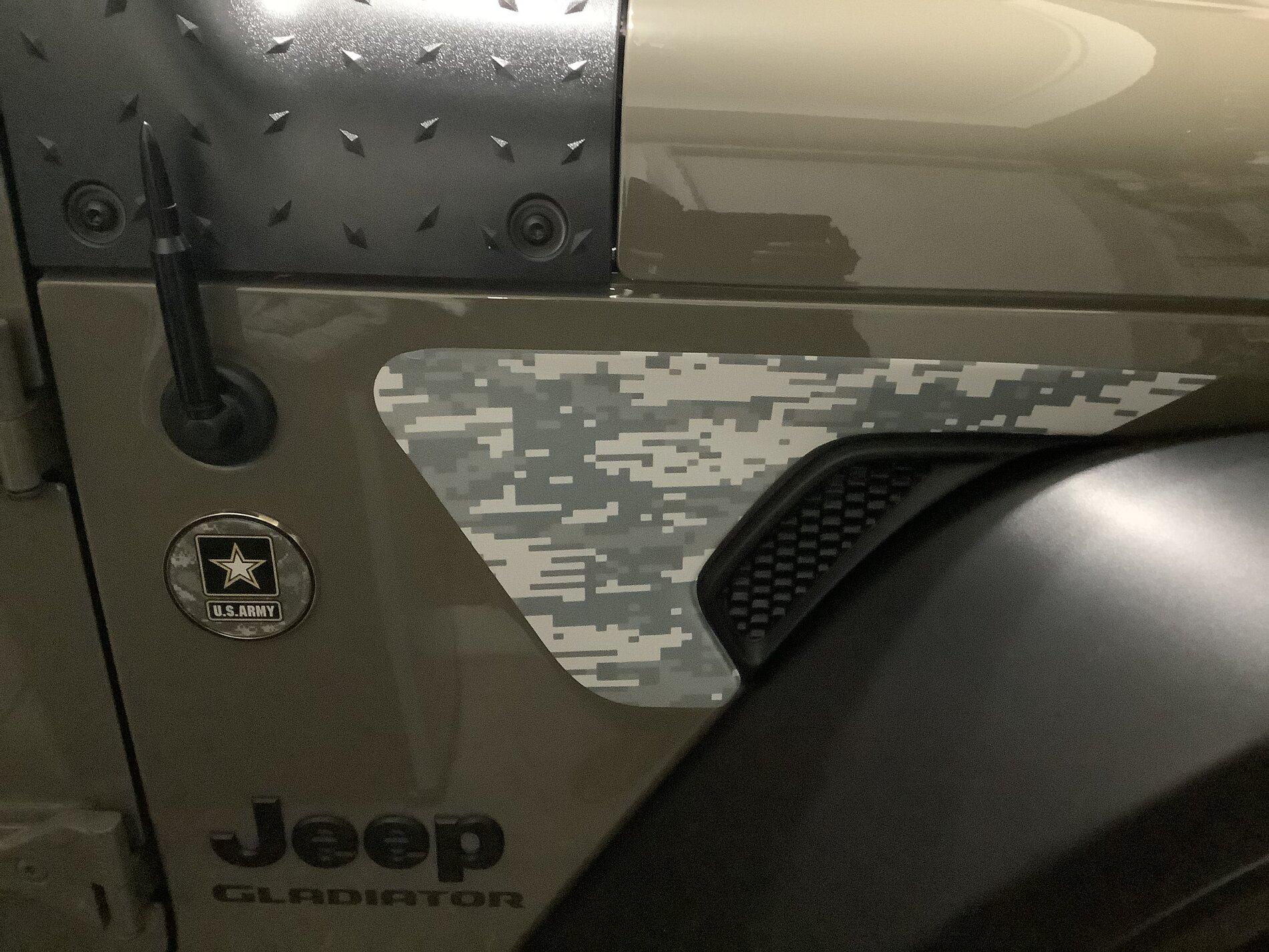 Jeep Gladiator Stickers and decal pics! 8D4D49A3-781C-467C-8B1E-8F43BFD513FD