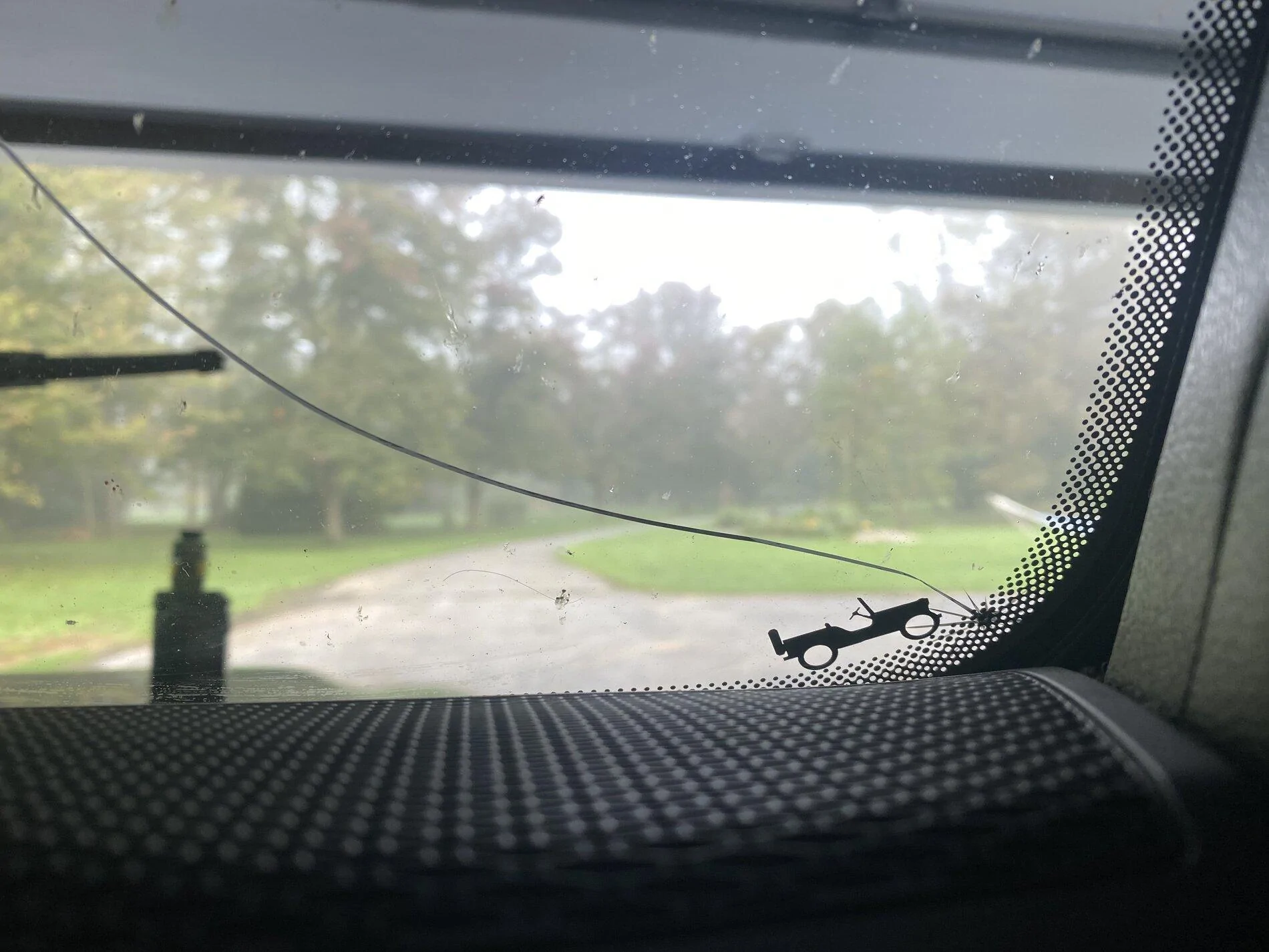 Jeep Gladiator another windshield bites the dust FA749398-8058-423A-AB4E-1DCC331547EB