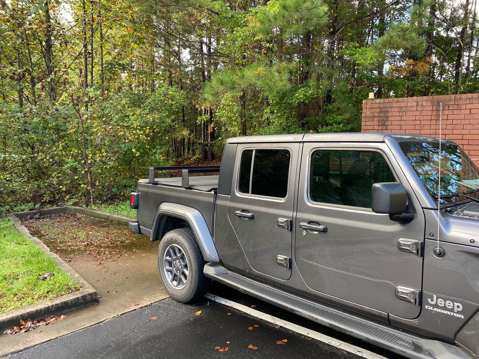 Jeep Gladiator 8" BillieBars and Mopar Tonneau IMG_6756