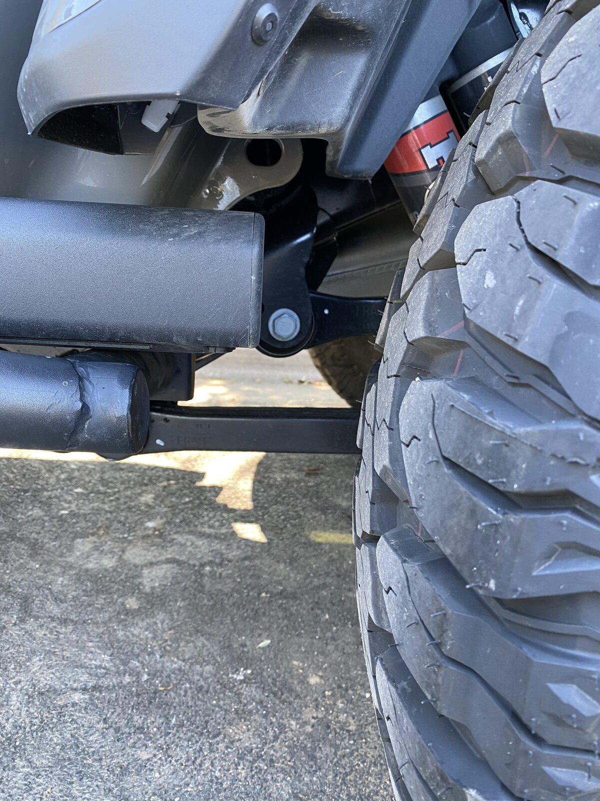 Jeep Gladiator (VolatileA) Big Sur - 2021 Sting Gray Mojave Build D498A79F-A82C-4FBE-AB1F-727618C42E0D