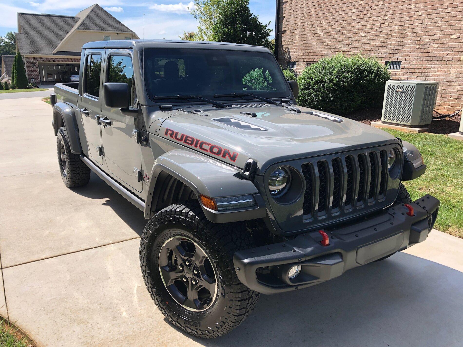 Jeep Gladiator STING GRAY Gladiator JT Club F8F40F7F-89FC-4D04-8ED4-29CD81E4DBA1