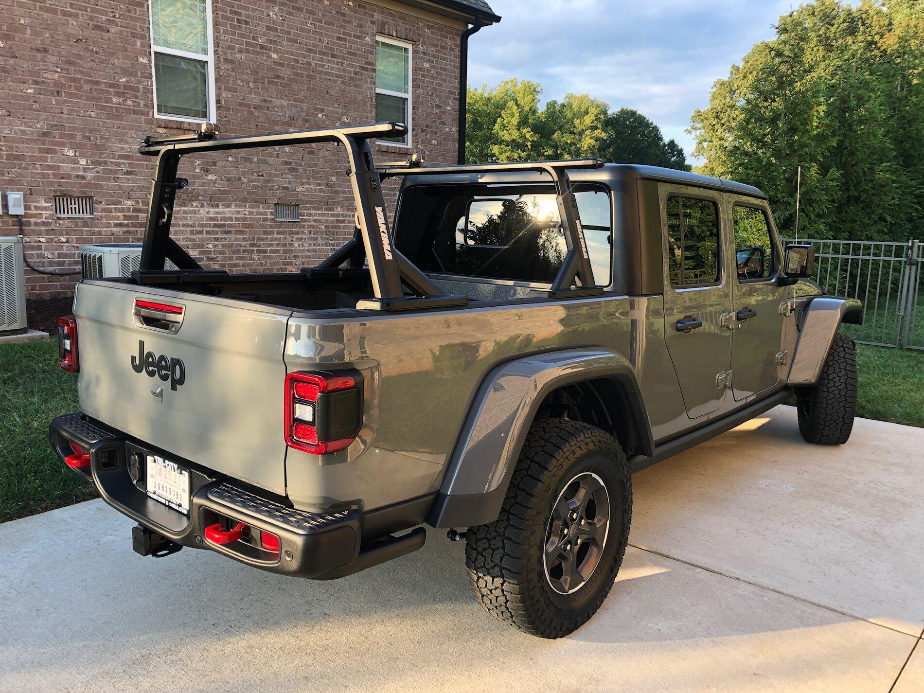 Jeep Gladiator STING GRAY Gladiator JT Club 29778729-FD20-4CA3-8F37-41A62CD3B142