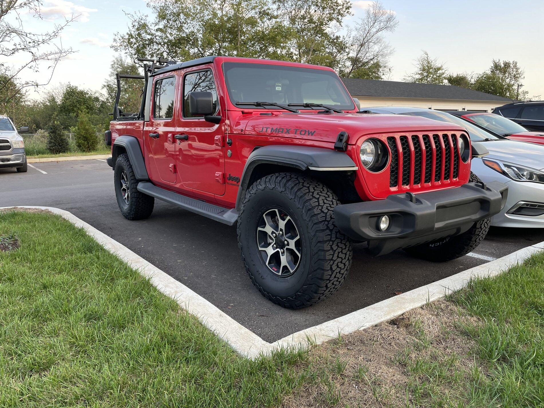 Jeep Gladiator The Philistine thread - non-lifted Gladiators and not likely to be, either A534A55B-CD8C-40ED-9DD2-FFEC0AEA714F