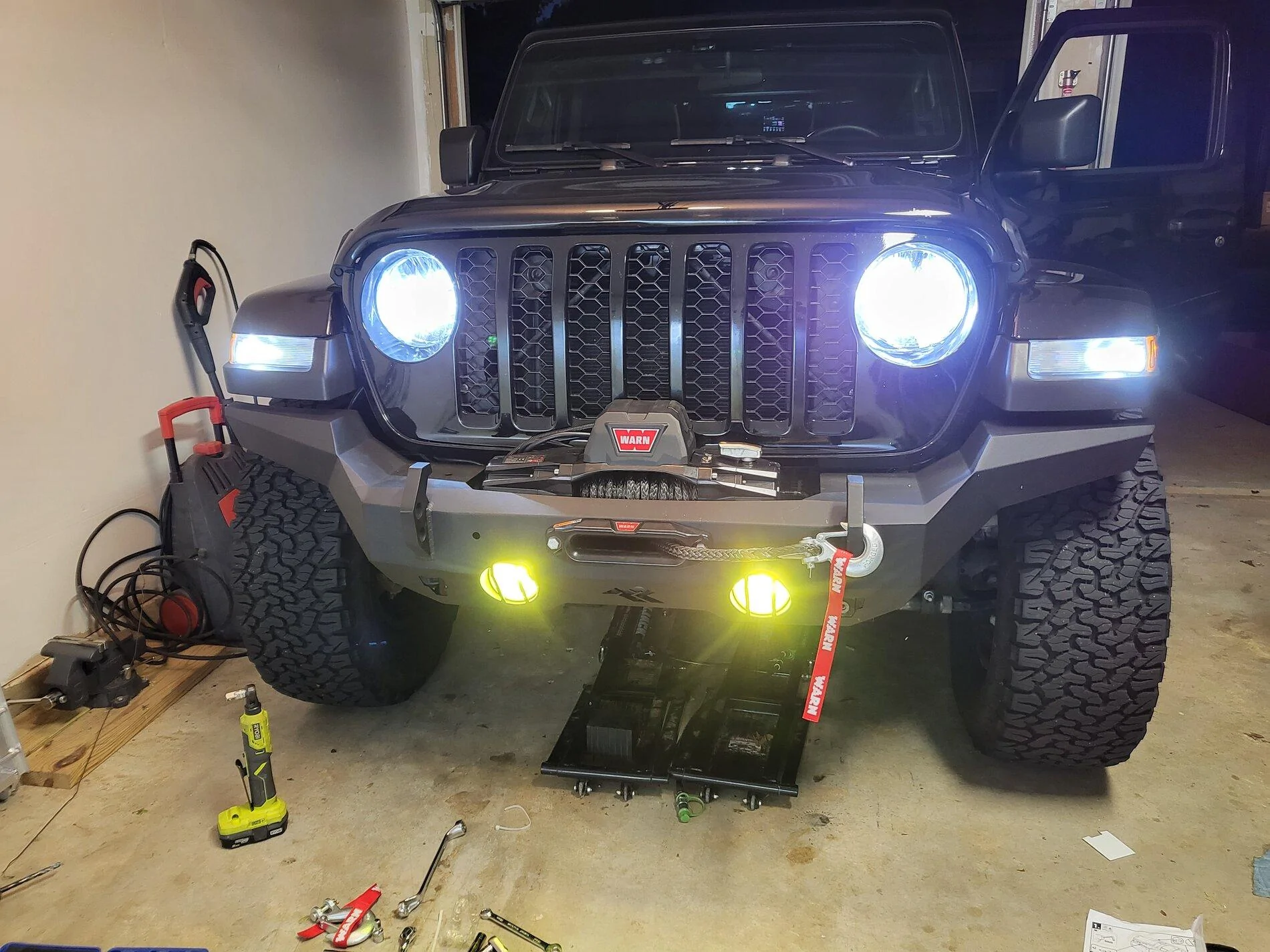 Jeep Gladiator Aonarch's 2021 Sport S Max Tow 20211008_193948