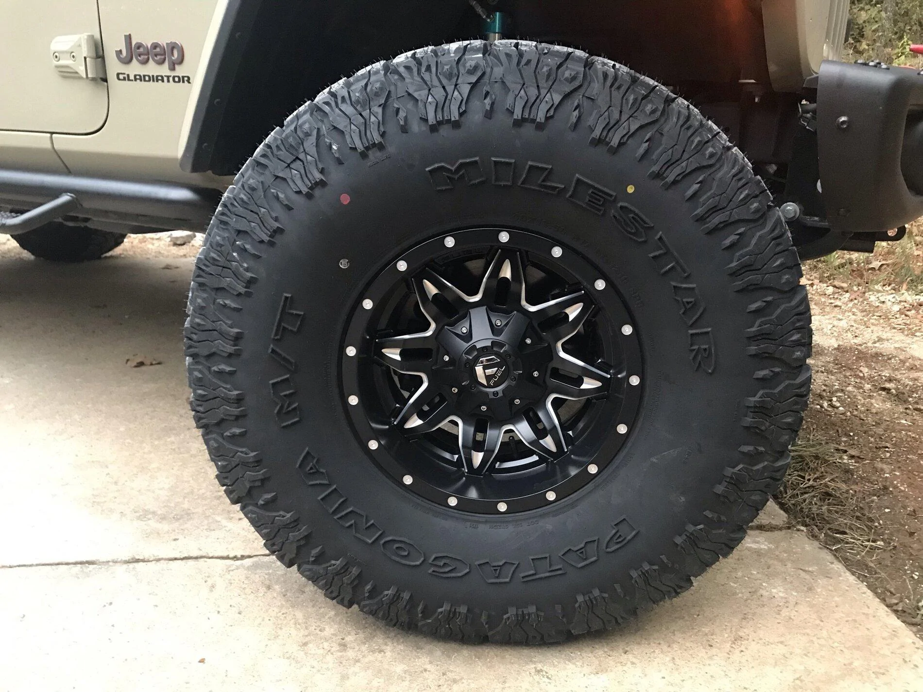 Jeep Gladiator SHOW ME YOUR WHEELS! D5469D76-7424-4045-97E9-E2F2C2EF99B2