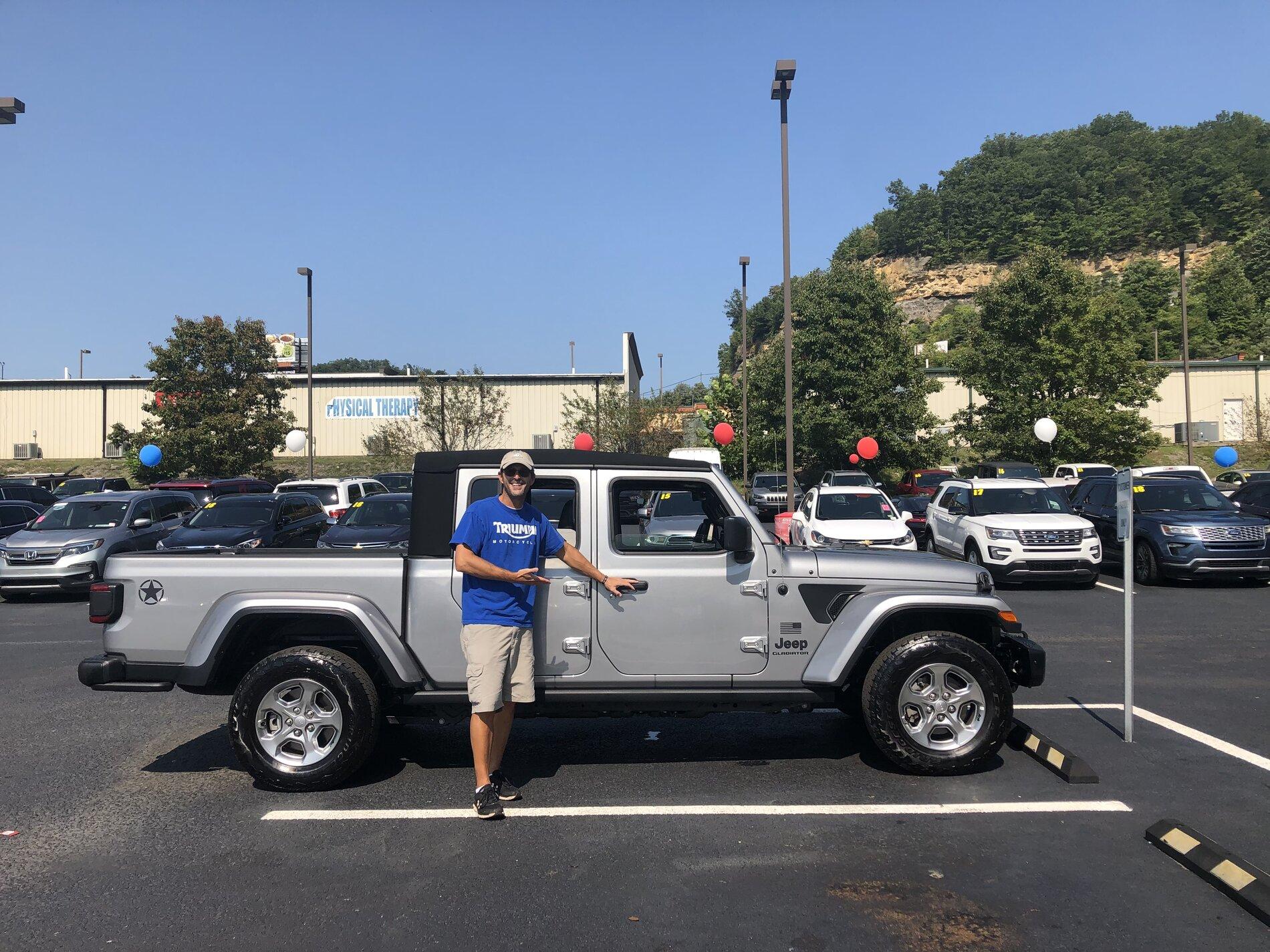 Jeep Gladiator Took Delivery of Your JT? Sign in Here! IMG_8020