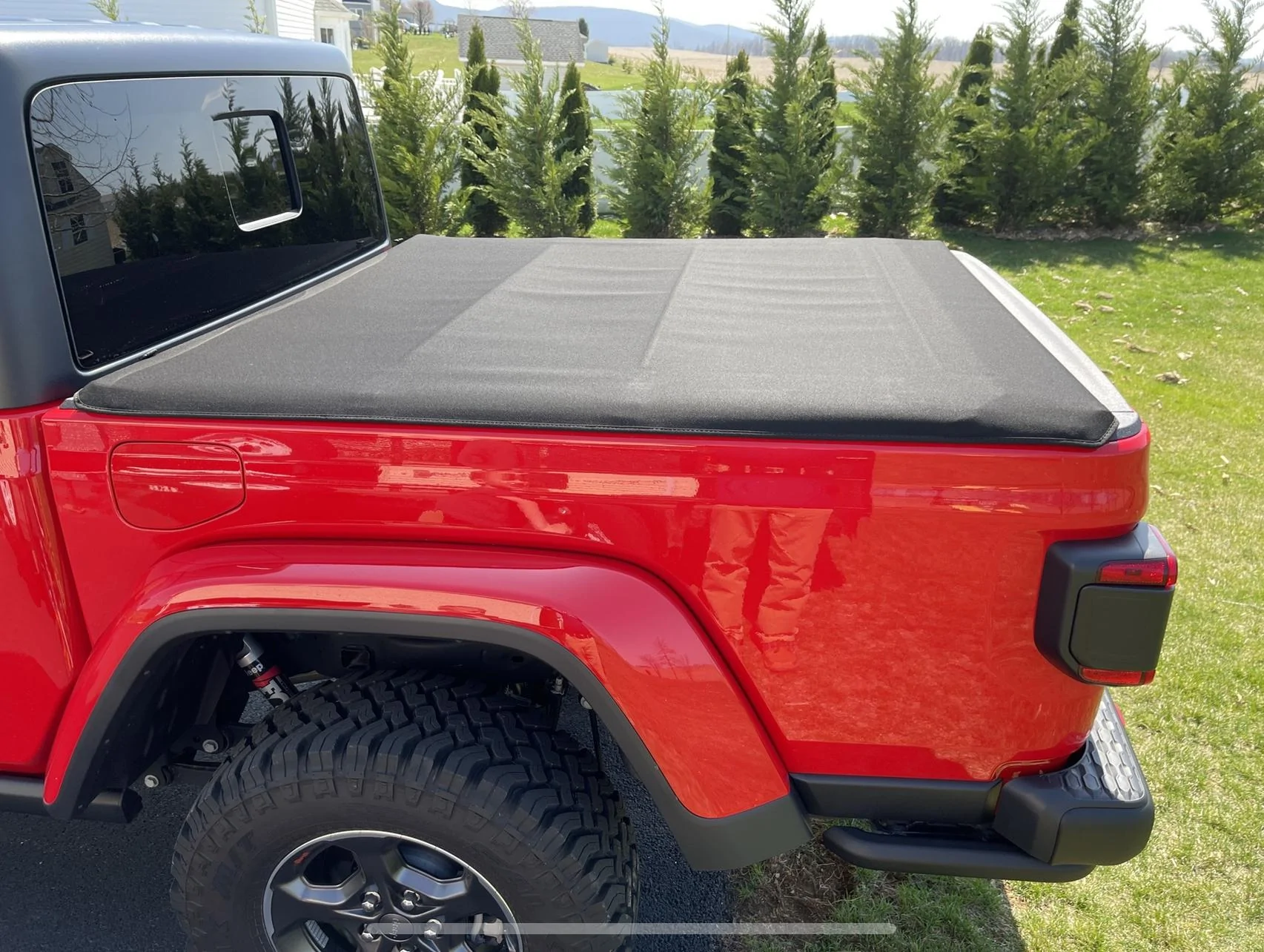 Jeep Gladiator FS: Mopar twill roll up tonneau bed cover 6E2F7AC3-DDF9-4A04-9EFA-2A441460E2DF