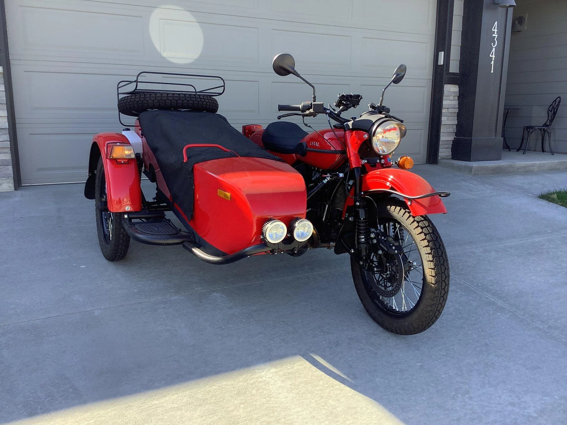Jeep Gladiator 2019 Ural 2wd Motorcycle w side car IMG_00412