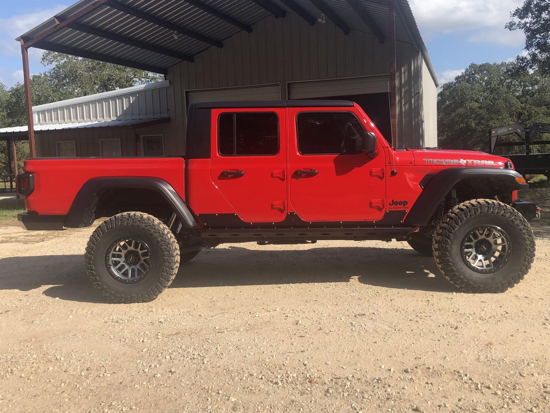 Jeep Gladiator Built 2021 Texas Trail Eco Diesel 6EAA5D40-83D1-46B9-AF57-7B12634F5587