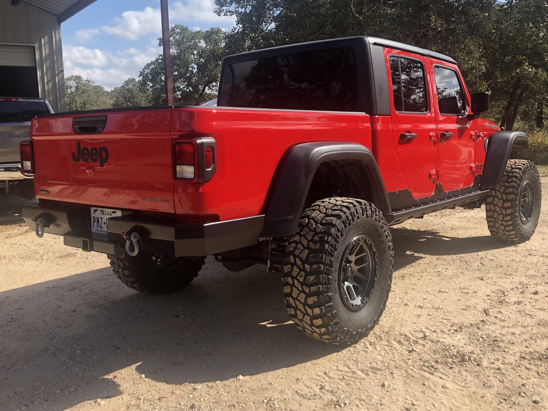 Jeep Gladiator Built 2021 Texas Trail Eco Diesel CBC0A6E2-059E-462E-A727-03C4956B506A