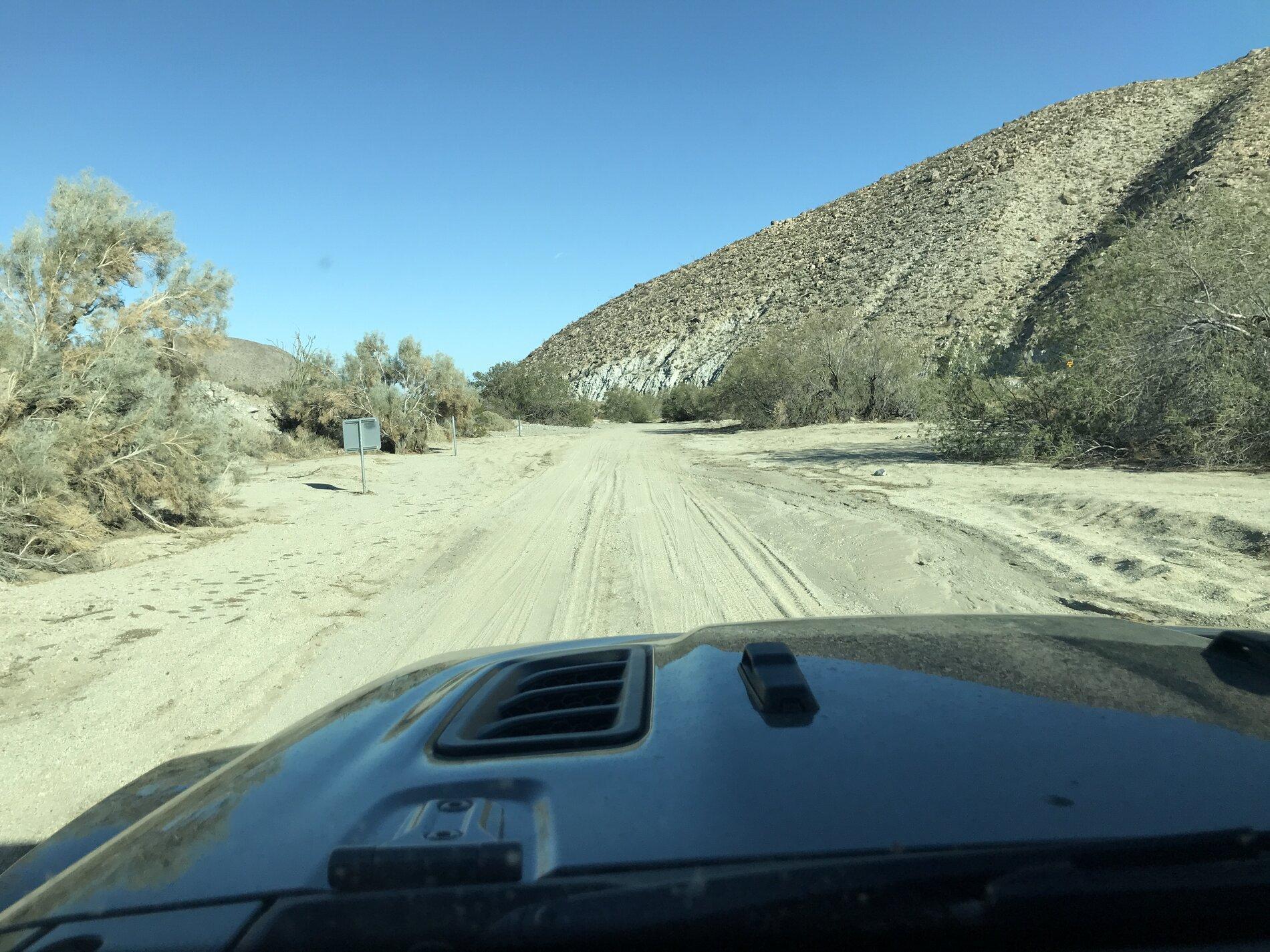 Jeep Gladiator SoCal desert season start D230C37B-3083-4D1C-86A1-1796005B3812