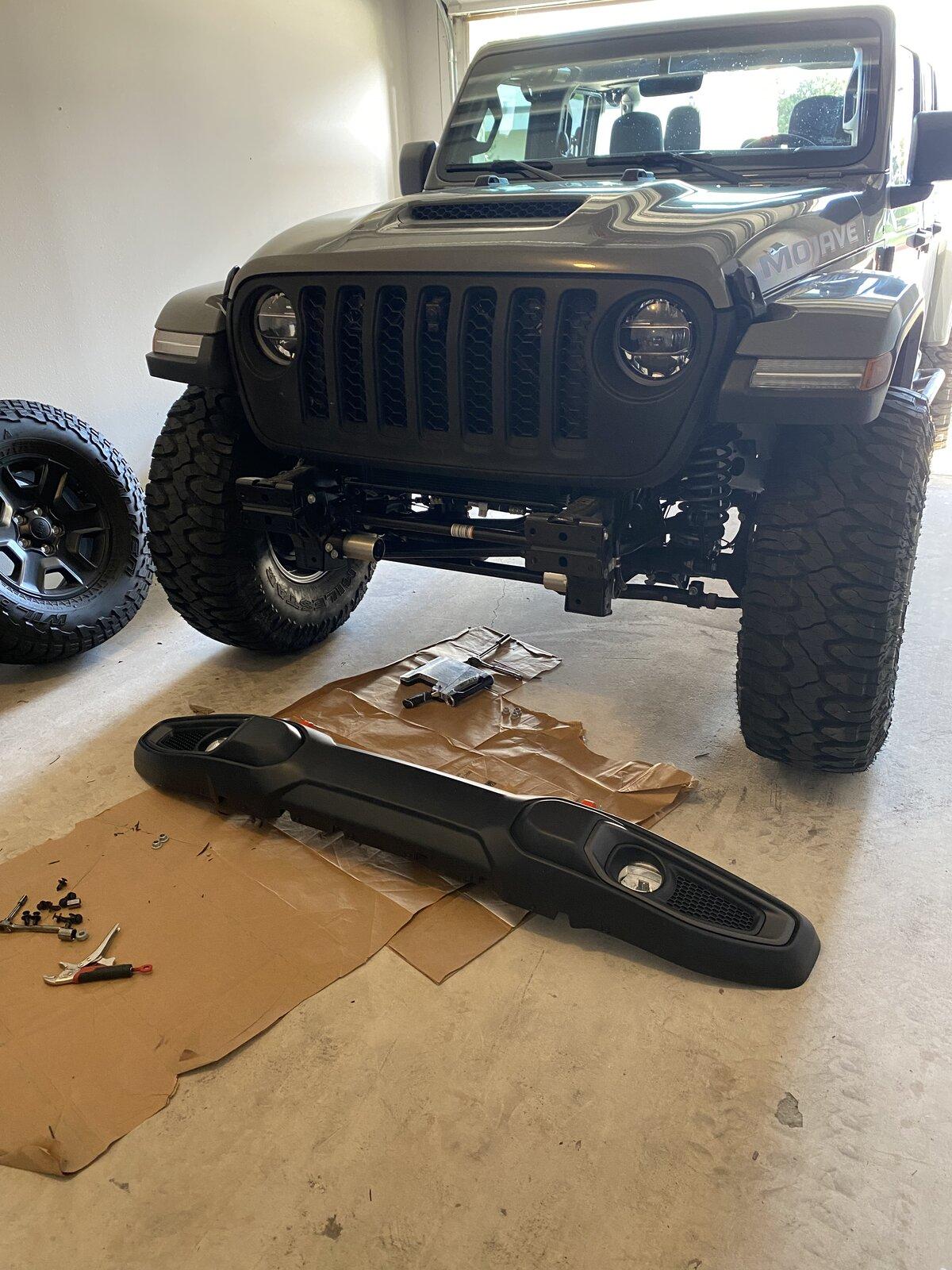 Jeep Gladiator (VolatileA) Big Sur - 2021 Sting Gray Mojave Build C8FE962D-4BEA-4D97-B83C-21F74FAC3ECC
