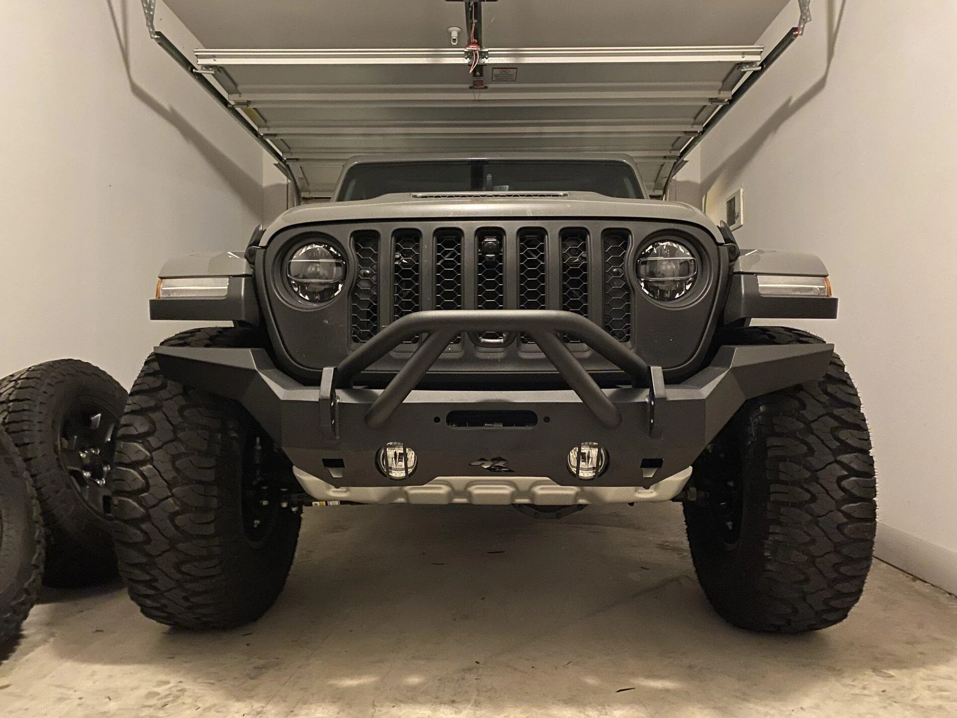 Jeep Gladiator (VolatileA) Big Sur - 2021 Sting Gray Mojave Build 6811F217-95E9-4E87-B262-A7B985E705CB