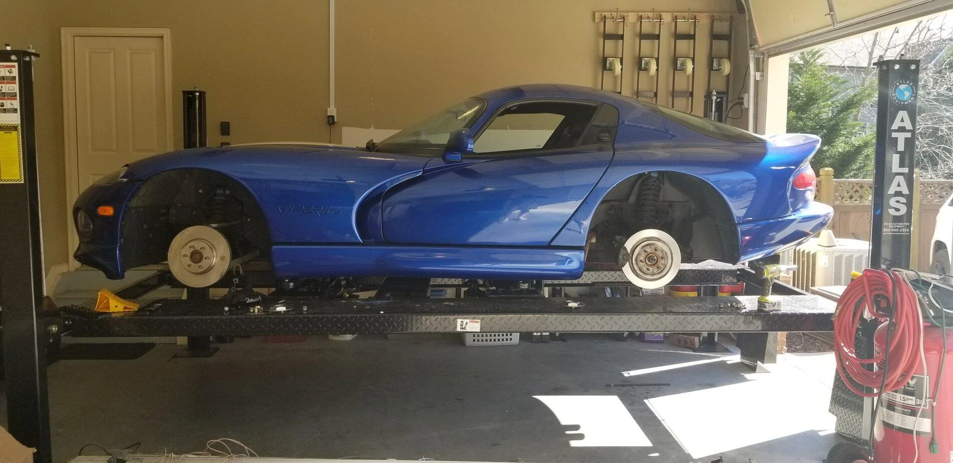 Jeep Gladiator Anyone here with a 4 post lift that they fit UNDER? 20190327_165721