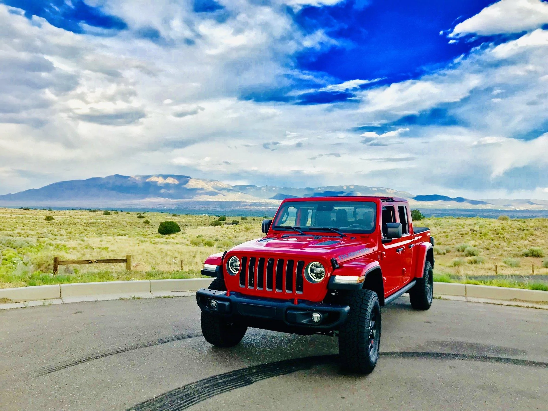 Jeep Gladiator FIRECRACKER RED Gladiator JT Club 2828E81D-20C0-4C49-8EF2-96CE168565F1