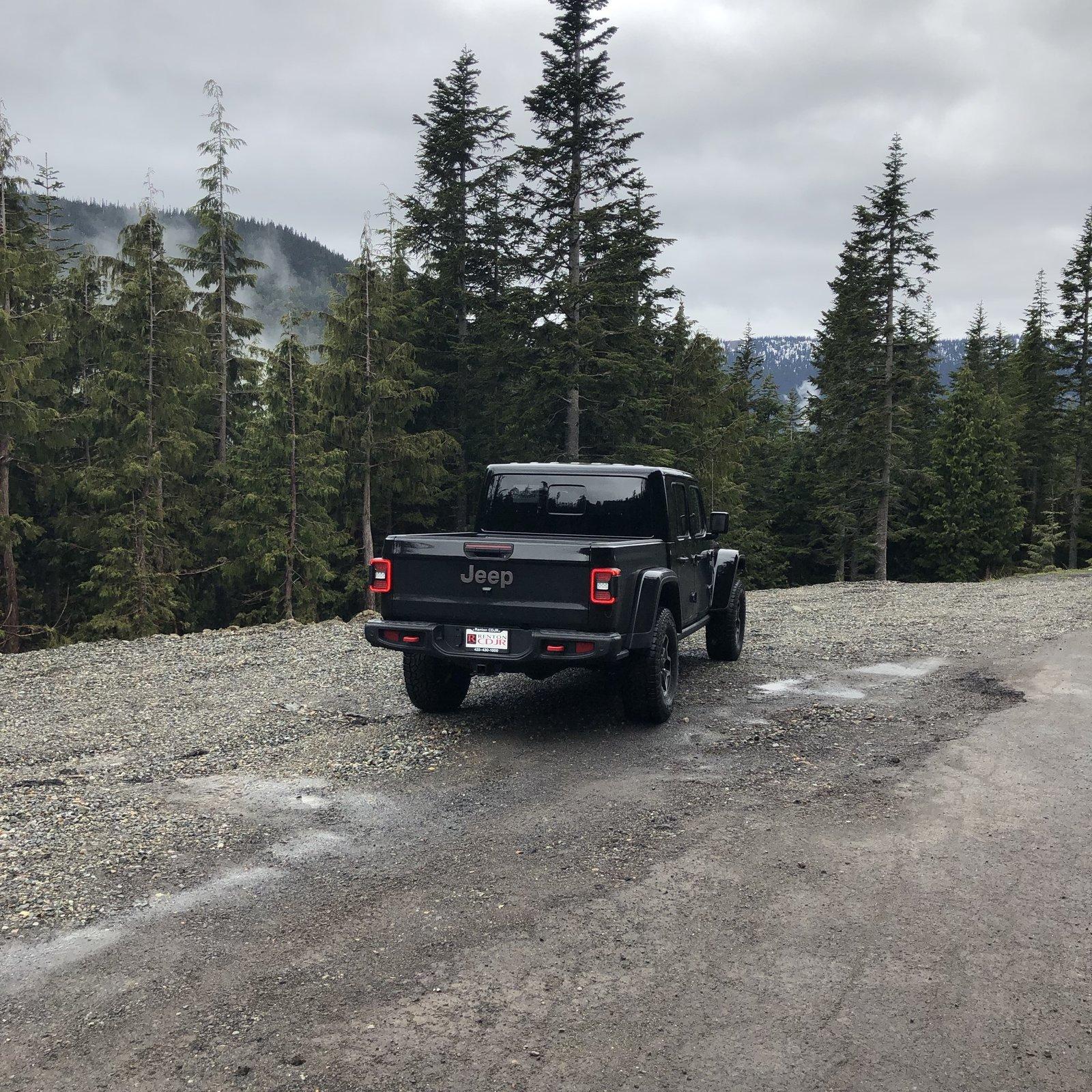 Jeep Gladiator BLACK Gladiator JT Club vgZWdH1PTm+AuPfCzJMd4A