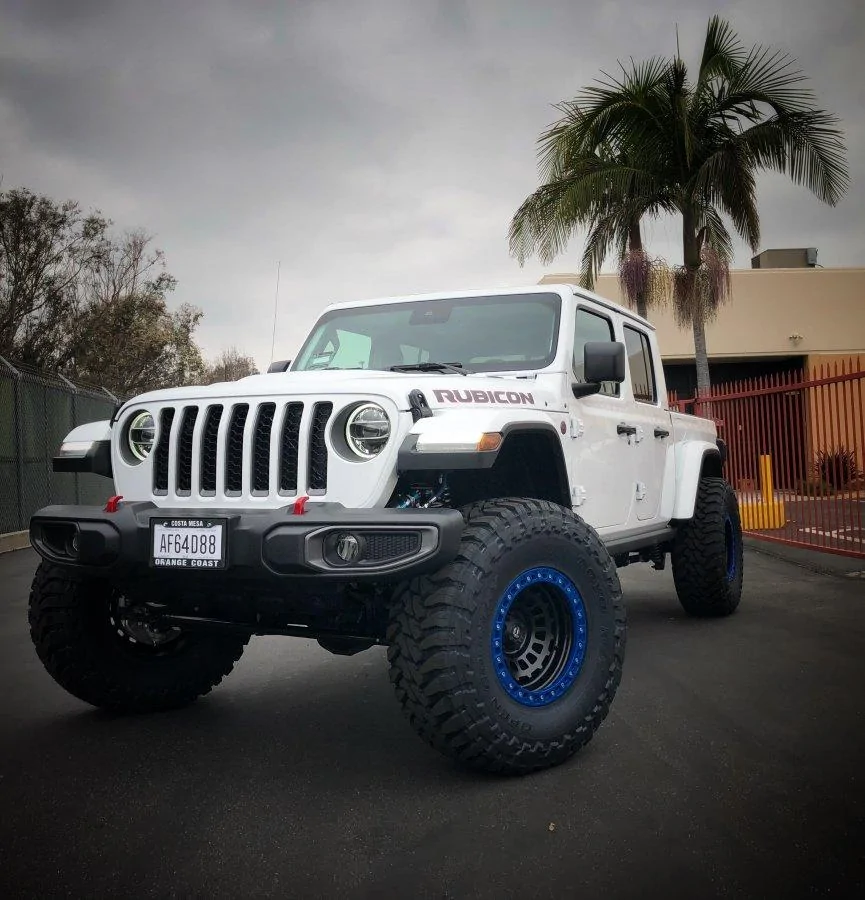 Jeep Gladiator BRIGHT WHITE Gladiator JT Club AF44828B-F67B-4FC7-8D0B-8C2BA100FFA2