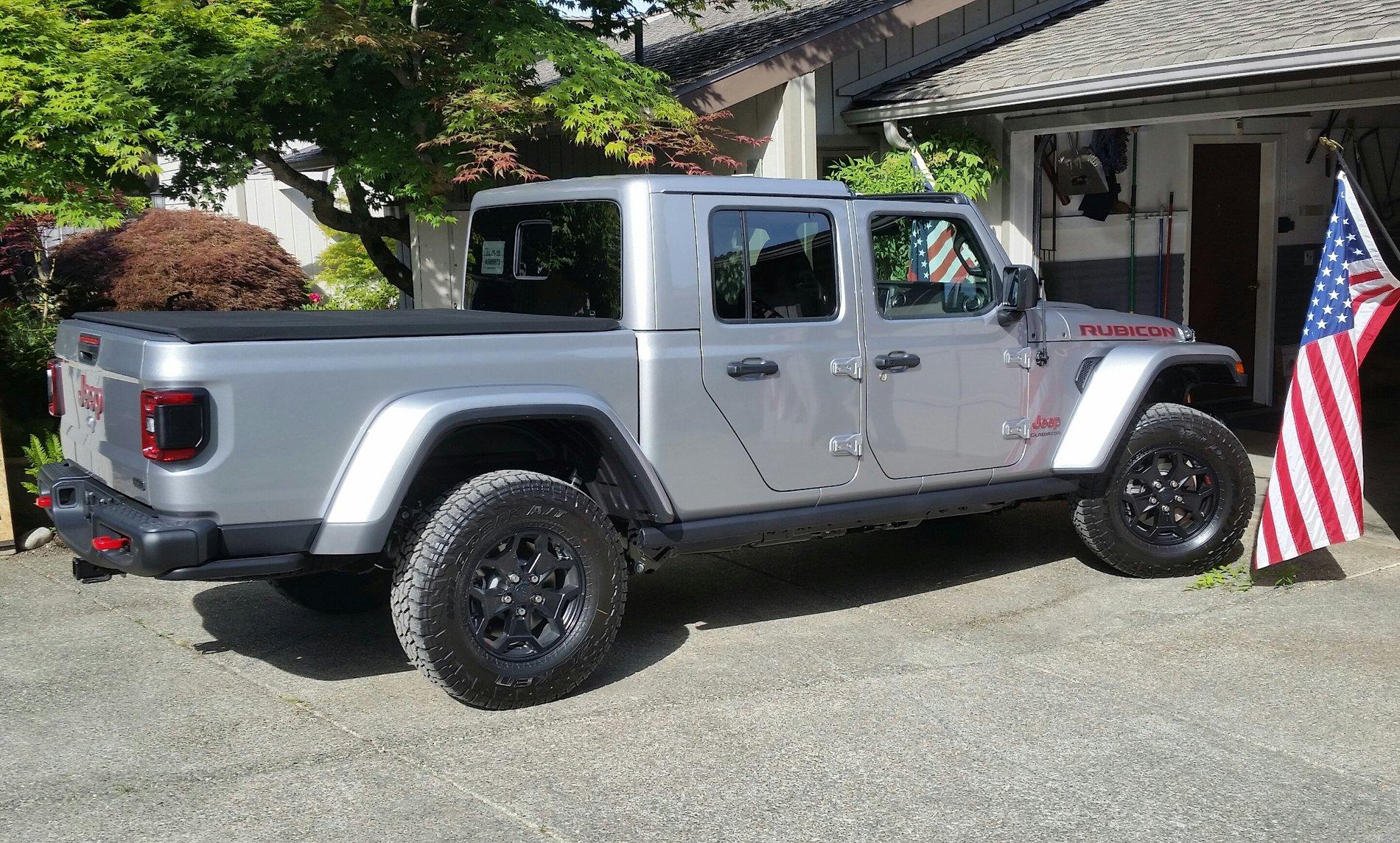 Jeep Gladiator LAUNCH EDITION Gladiator JT Club 002