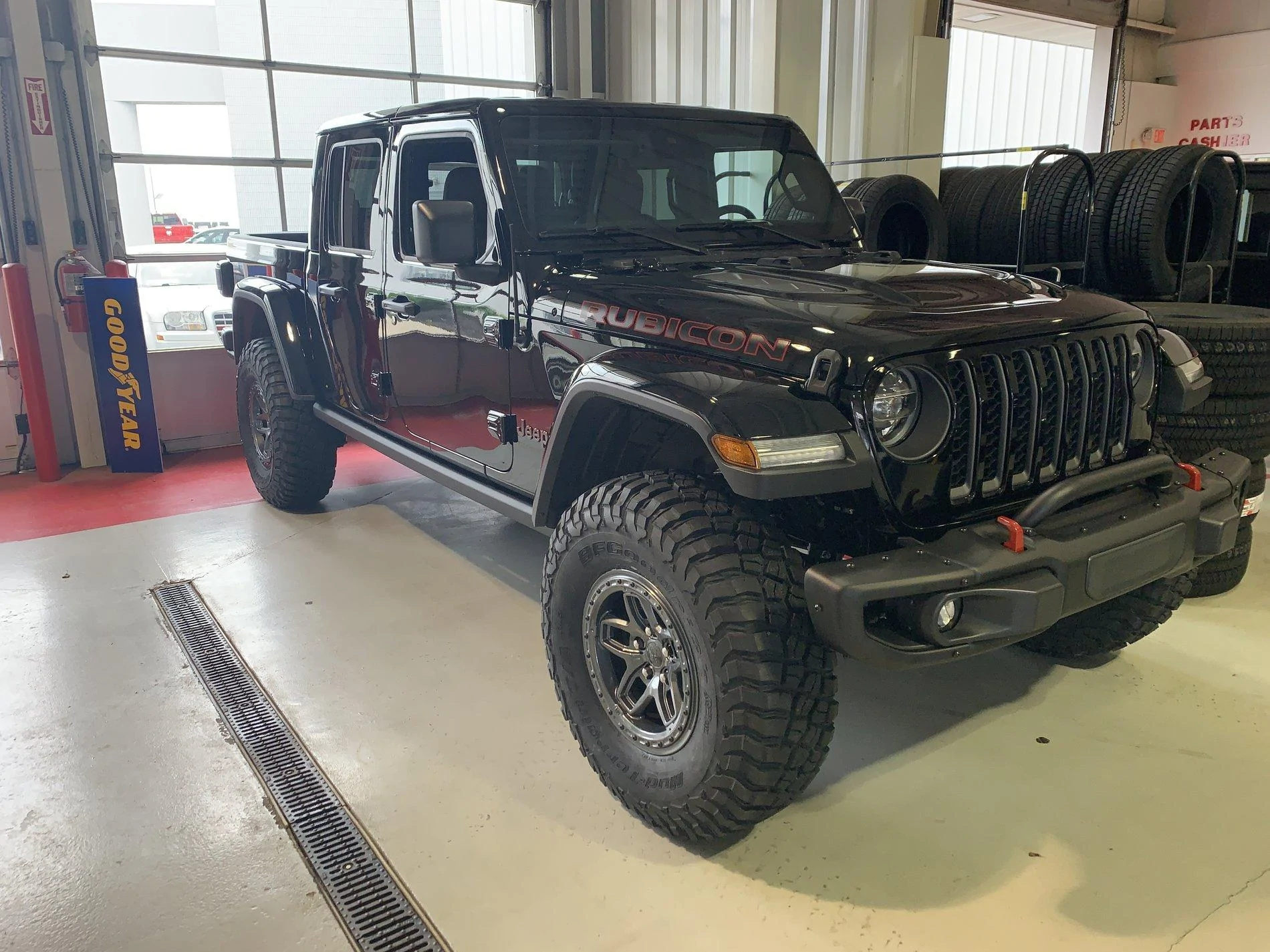 Jeep Gladiator BLACK Gladiator JT Club IMG_4135