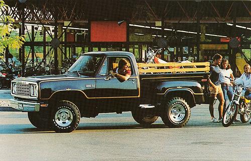 Jeep Gladiator Looks like I'm waiting for a 2021 Gladiator 4772947967_fbcecc7de5_t1170