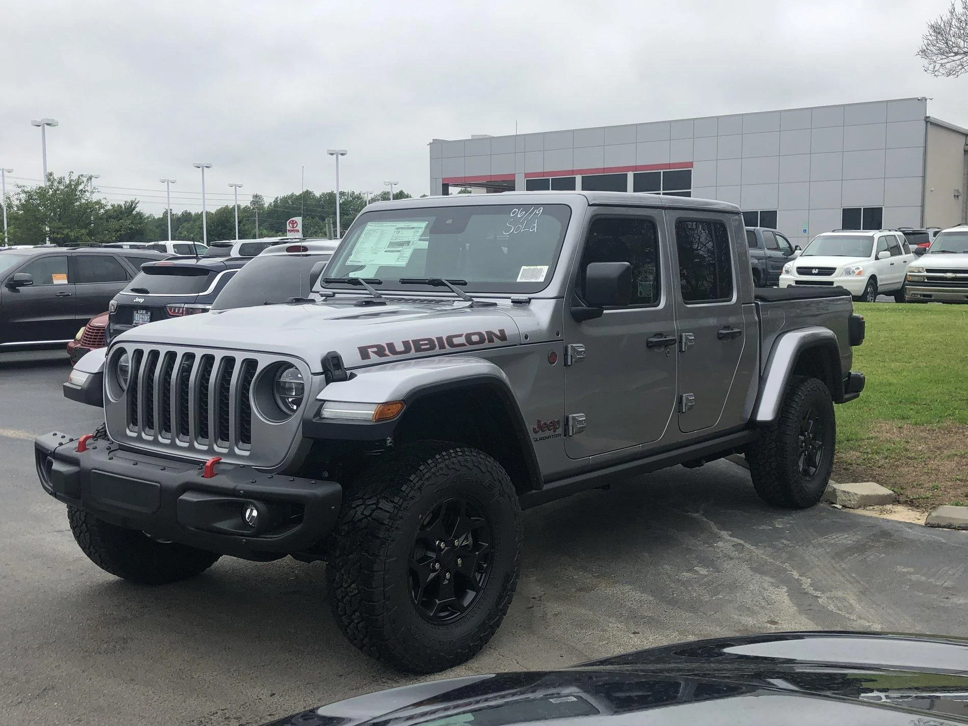 Jeep Gladiator Post your 2020 JT Gladiator build status D985572D-1A4A-4275-9D90-196804C1E42F