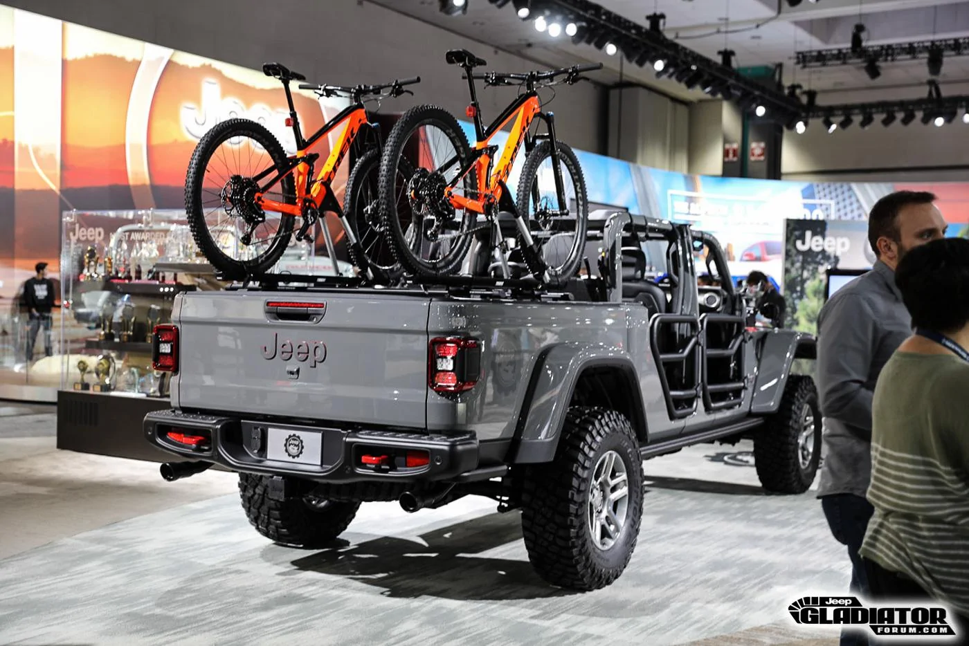 Jeep Gladiator Dual exhaust? sting-gray-jeep-gladiator-jt-pickup-truck-mopar-accessories-la-auto-show-16-jpg