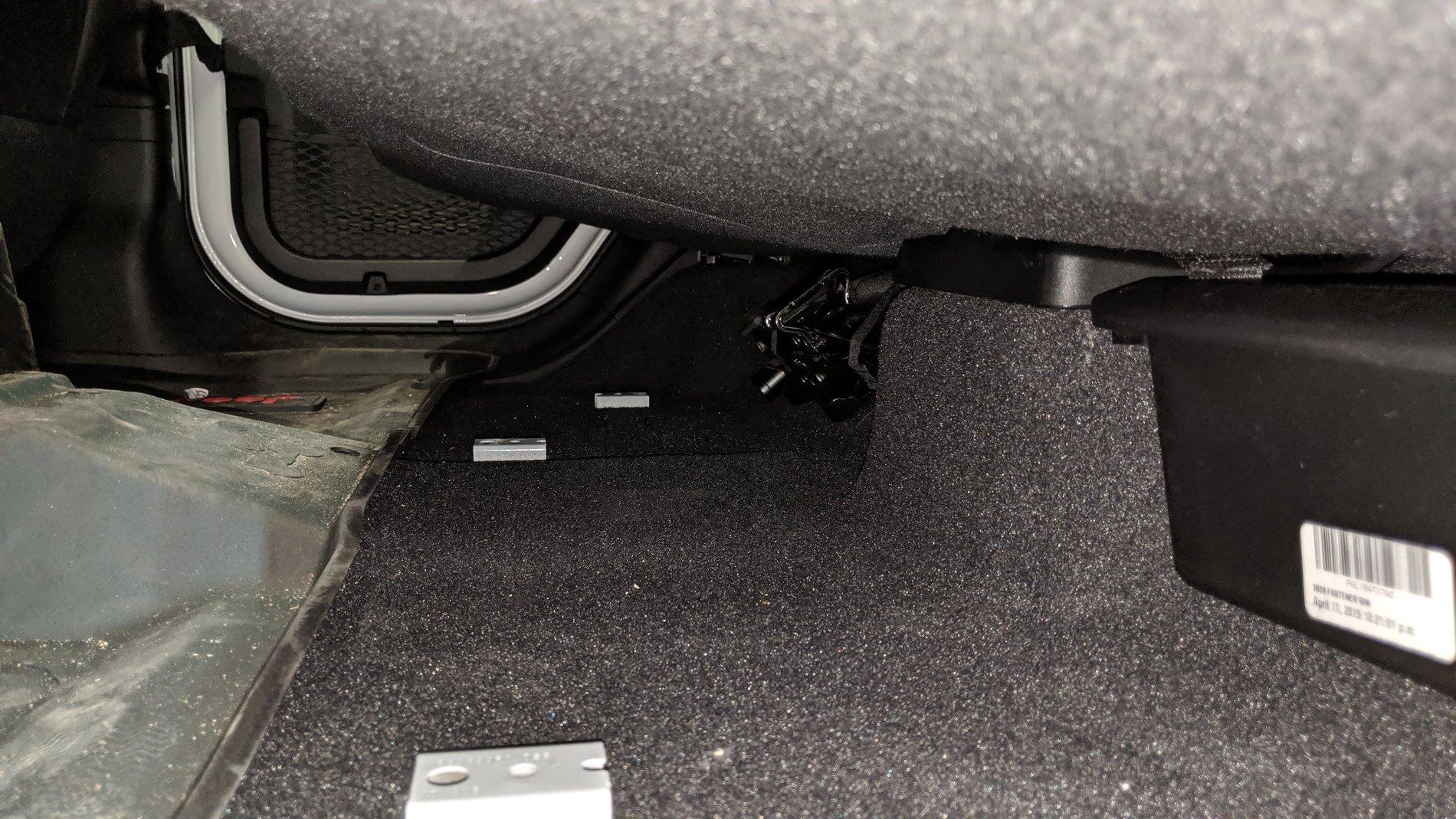 Jeep Gladiator Under Seat Storage Solution IMG_20190620_092635