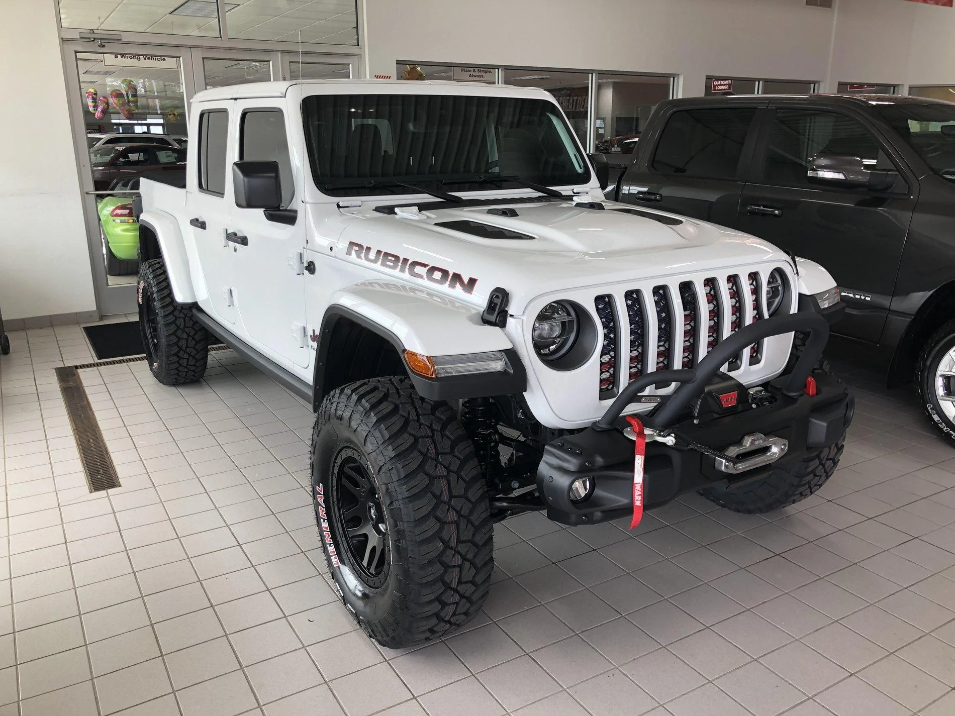Jeep Gladiator LAUNCH EDITION Gladiator JT Club 73124436-B446-46EC-9114-80FC770DB47B