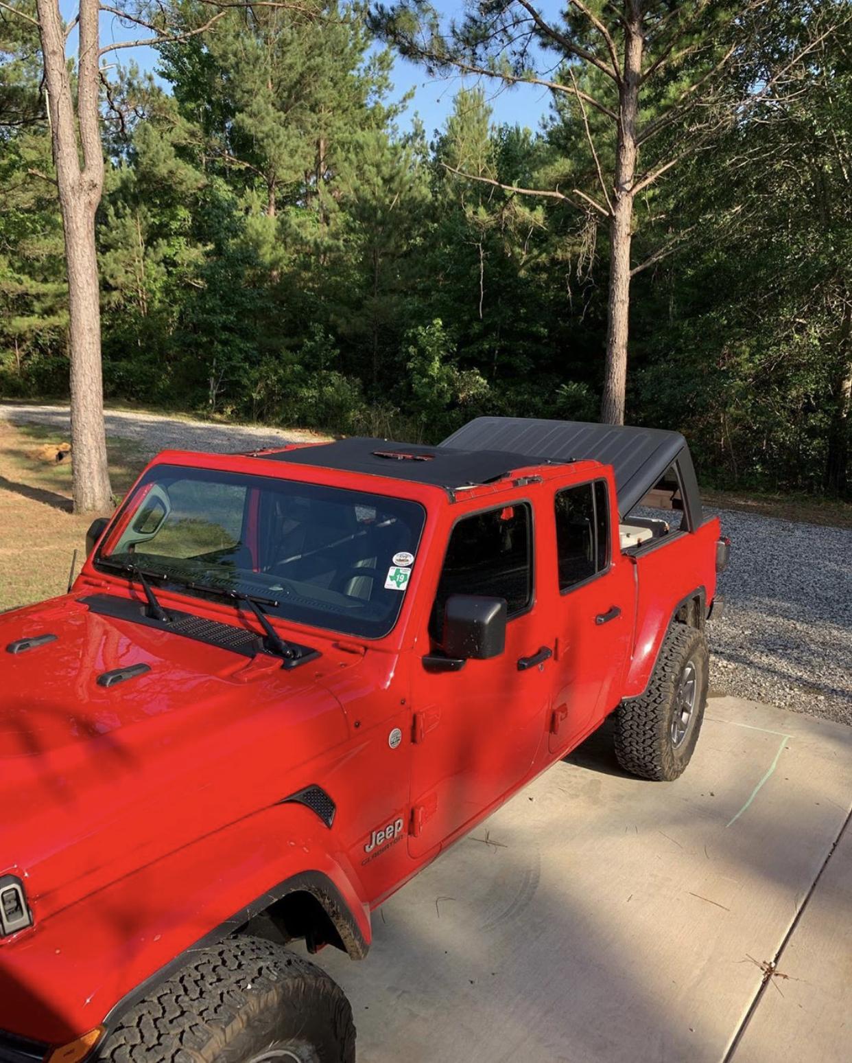 Jeep Gladiator FIRECRACKER RED Gladiator JT Club C1394E03-4F49-4ED6-8DF7-252A67933274