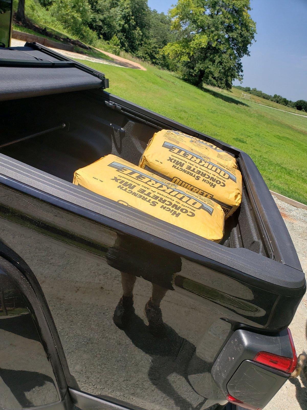 Jeep Gladiator Finally the bed hauling... 20190621_144717